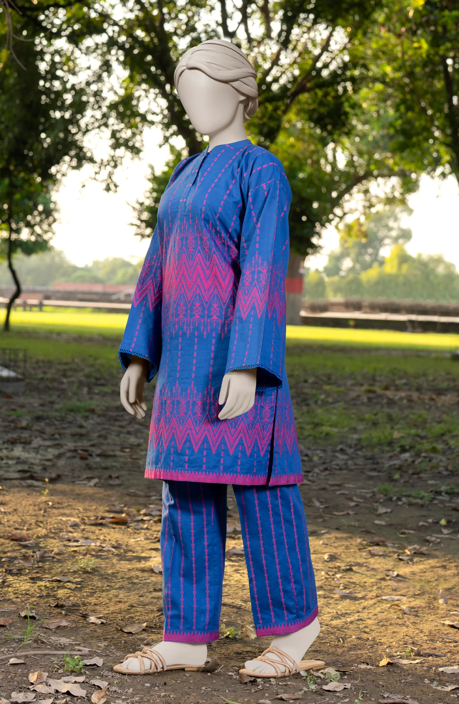 JACQUARD STITCHED 2 PIECE - Image 5