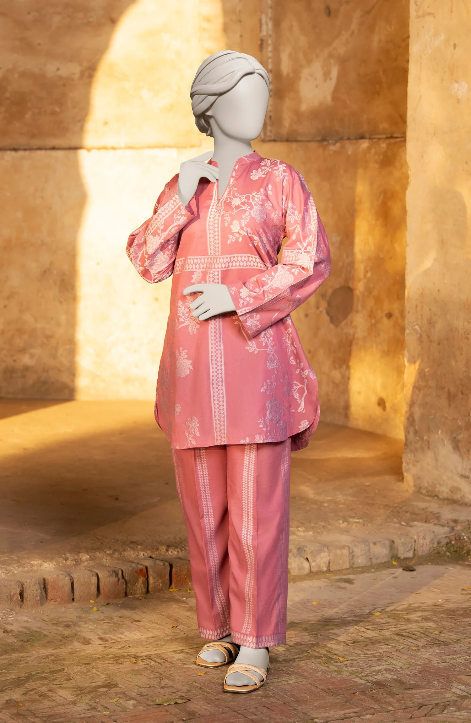 JACQUARD STITCHED 2 PIECE - Image 2