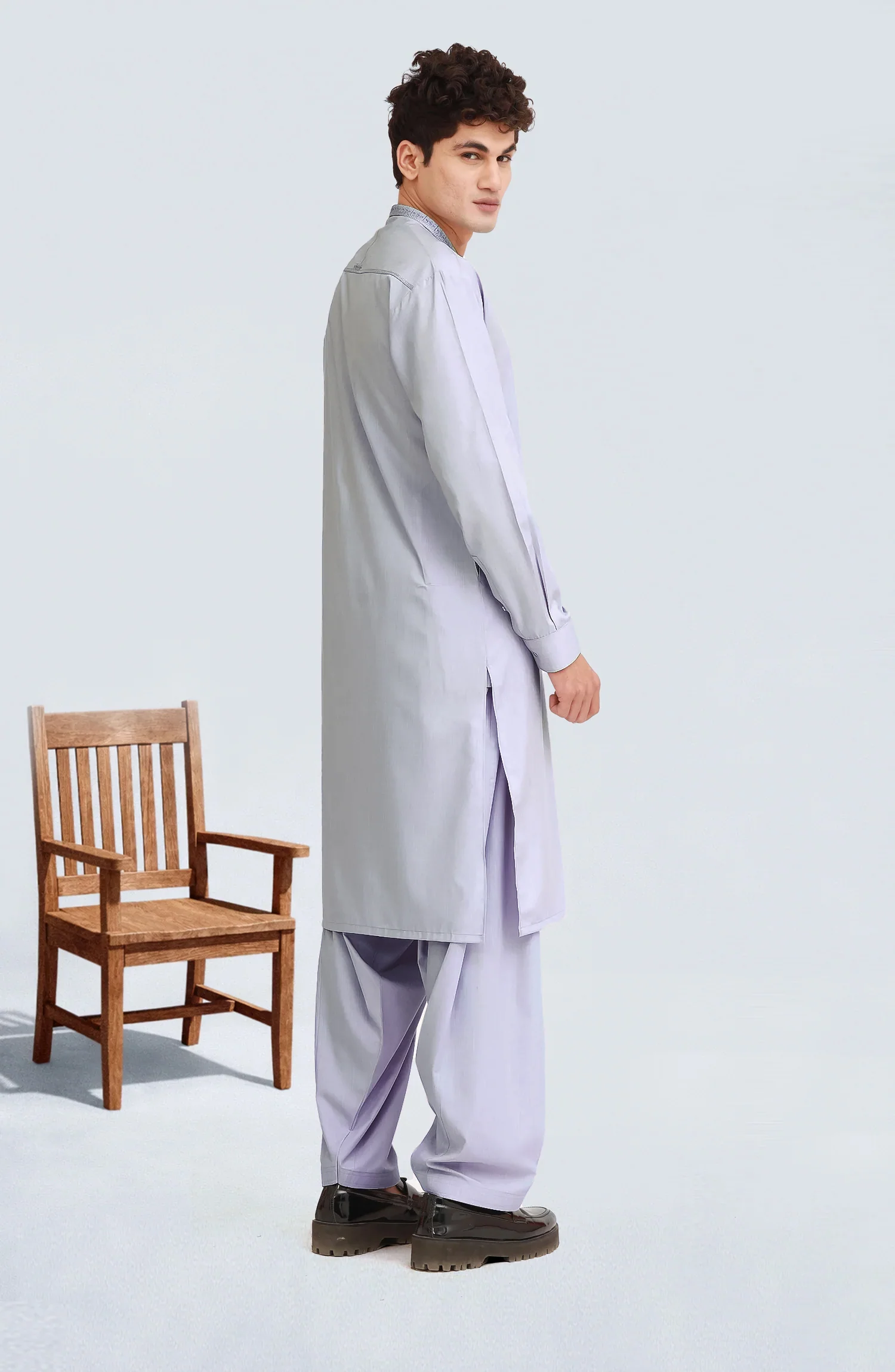 LAVENDER BLENDED EMBROIDERED KAMEEZ SHALWAR - Image 6
