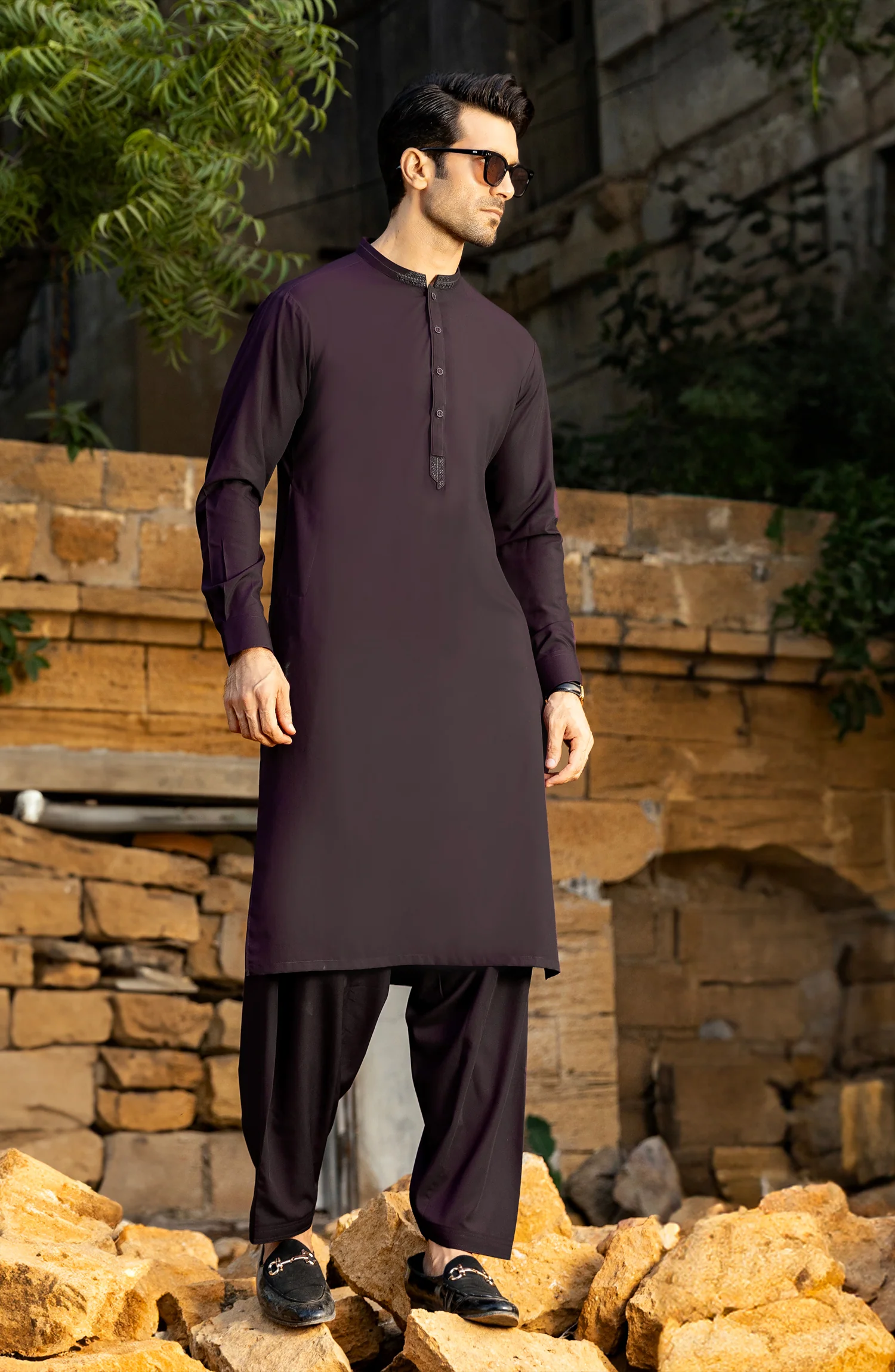 LIGHT BURGUNDY BLENDED EMBROIDERED KAMEEZ SHALWAR