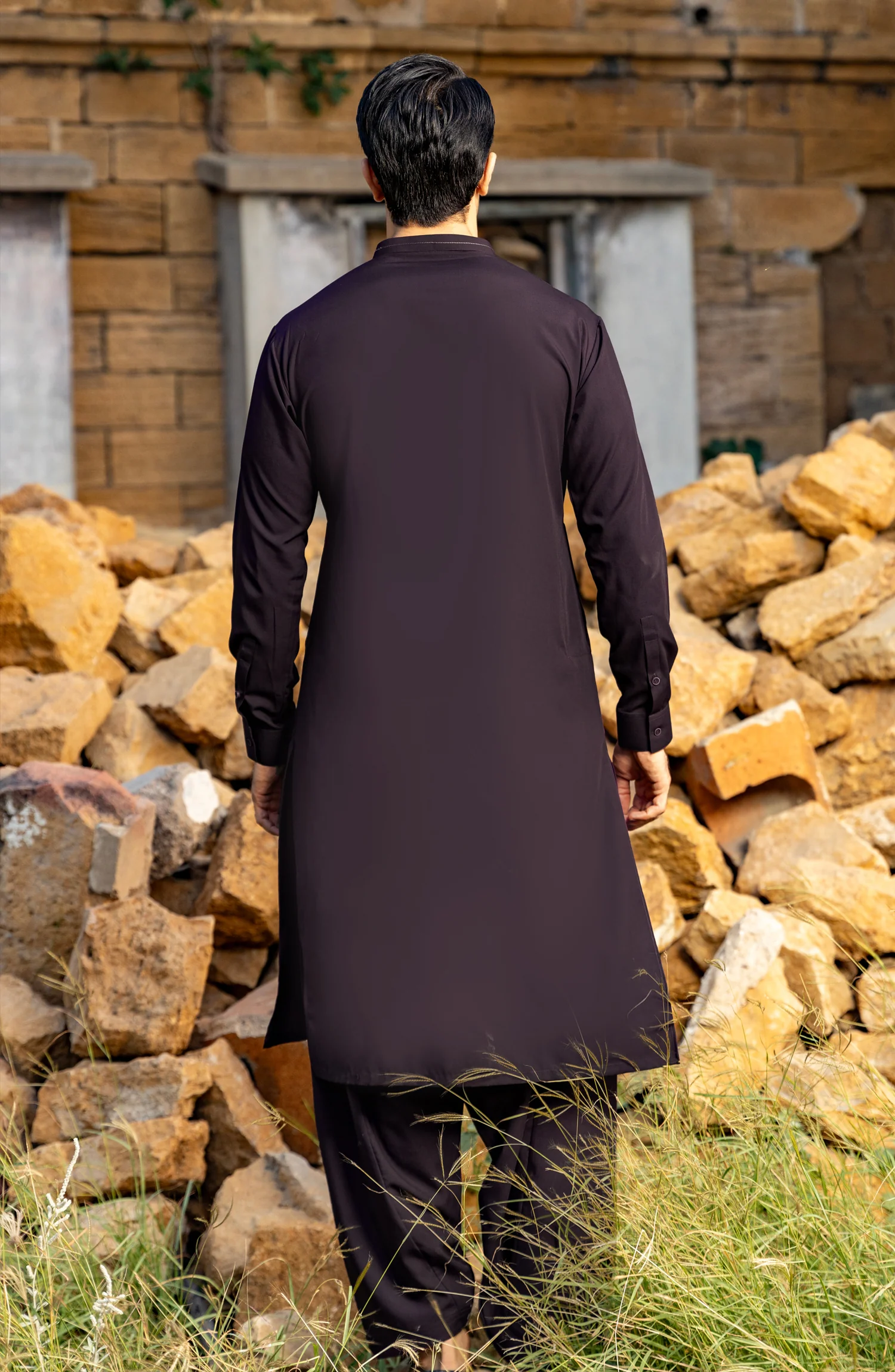 LIGHT BURGUNDY BLENDED EMBROIDERED KAMEEZ SHALWAR - Image 3