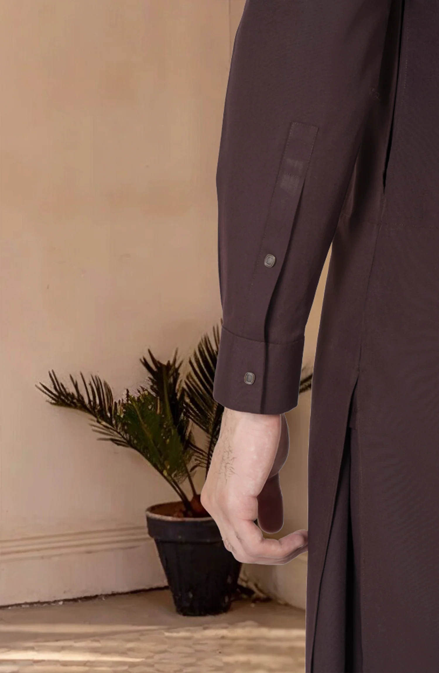 MAROON BLENDED EMBROIDERED KAMEEZ SHALWAR - Image 3