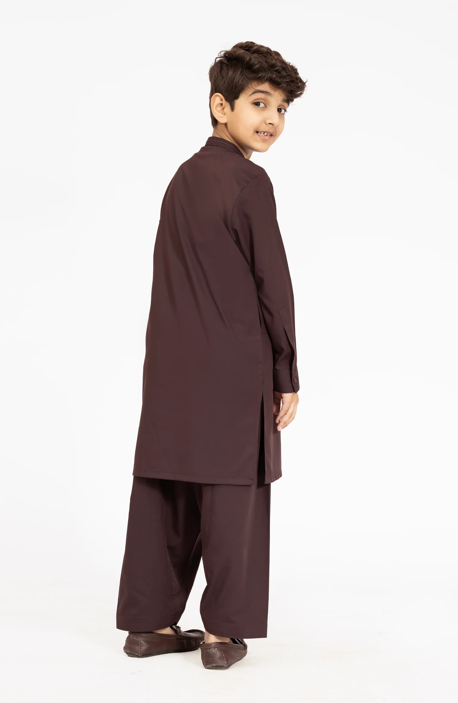MAROON EMBROIDERED BLENDED KAMEEZ SHALWAR - Image 7