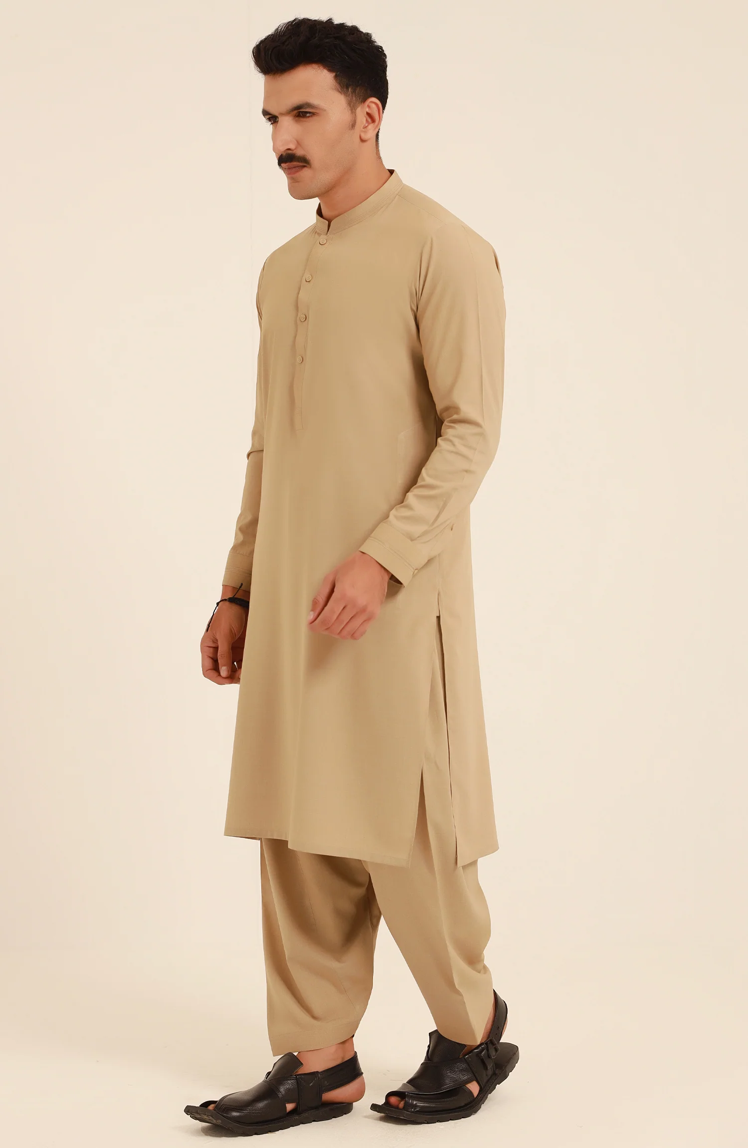 MEN KAMEEZ SHALWAR BEIGE - Image 2