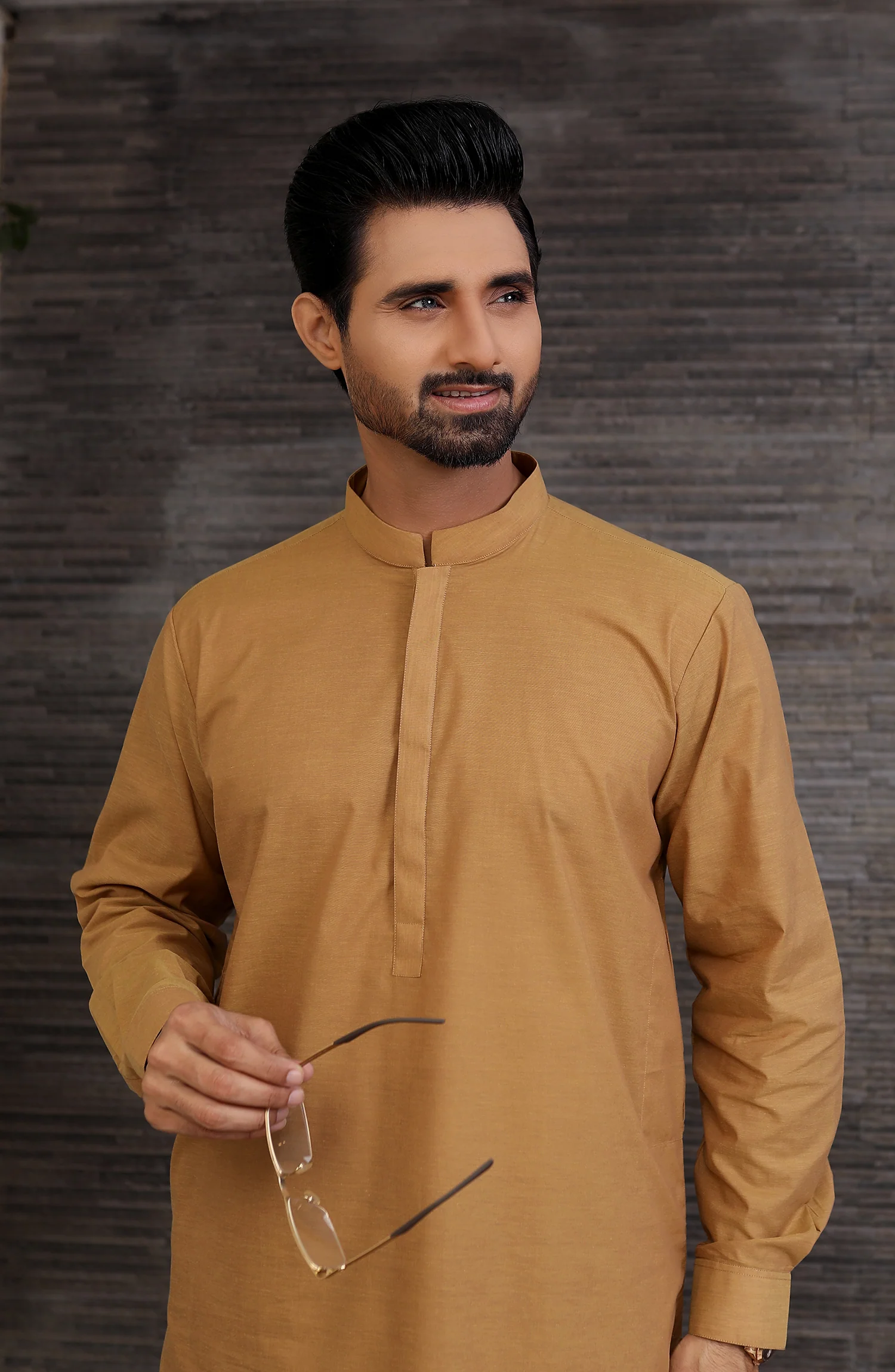 MEN KAMEEZ SHALWAR CAMEL - Image 3