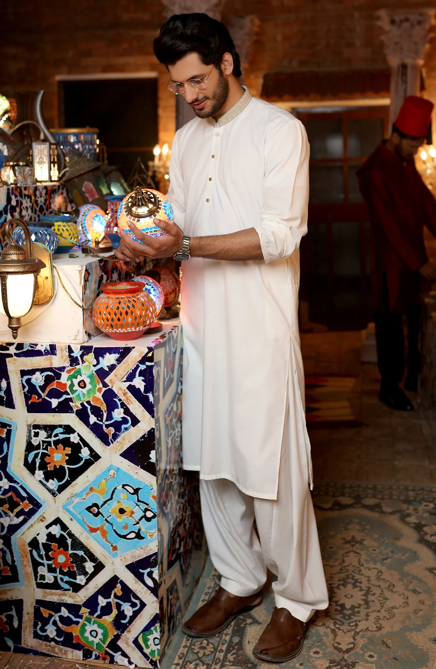 MEN KAMEEZ SHALWAR FORMAL OFF WHITE - Image 2