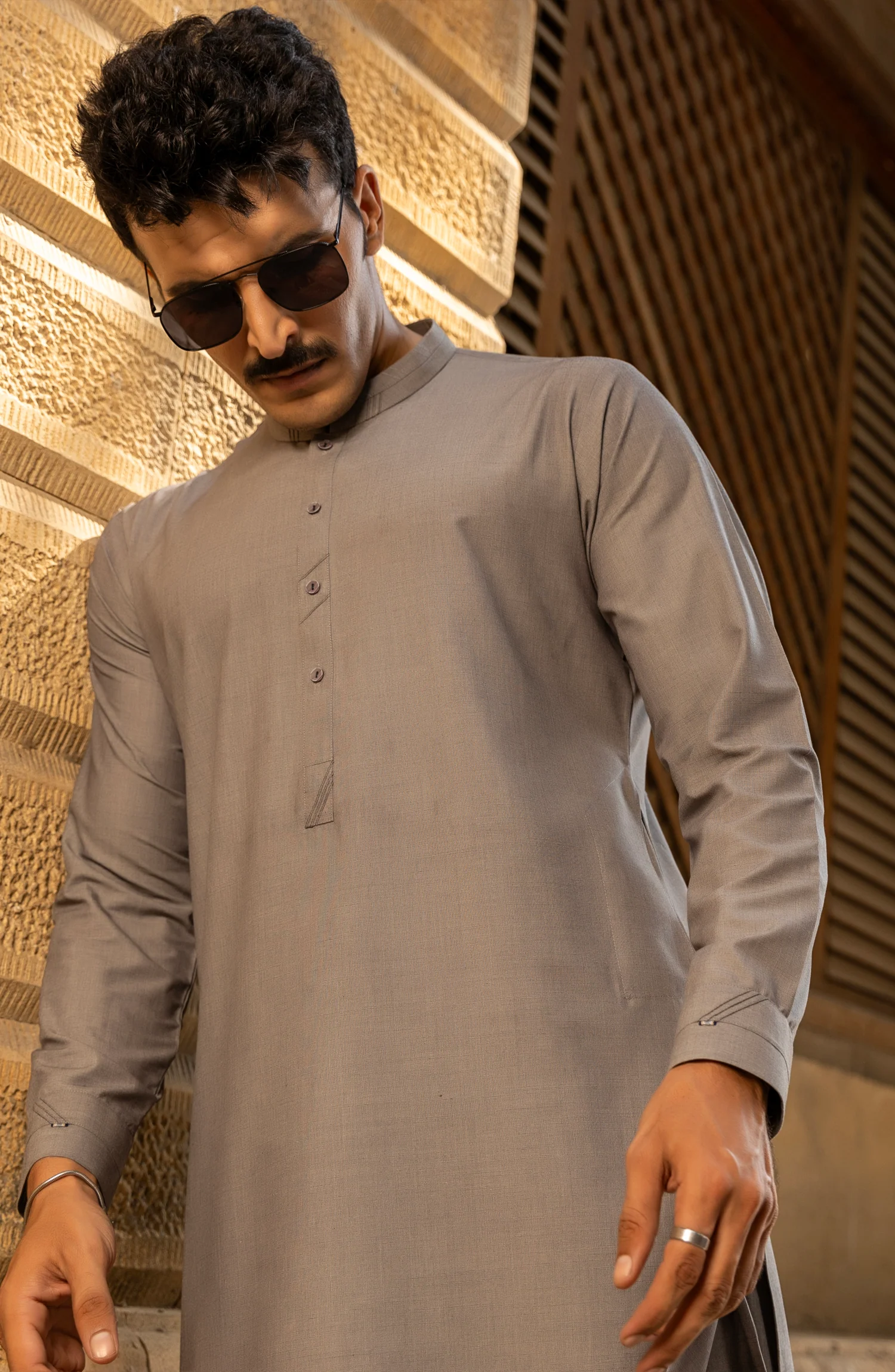 MEN KAMEEZ SHALWAR GREY - Image 4