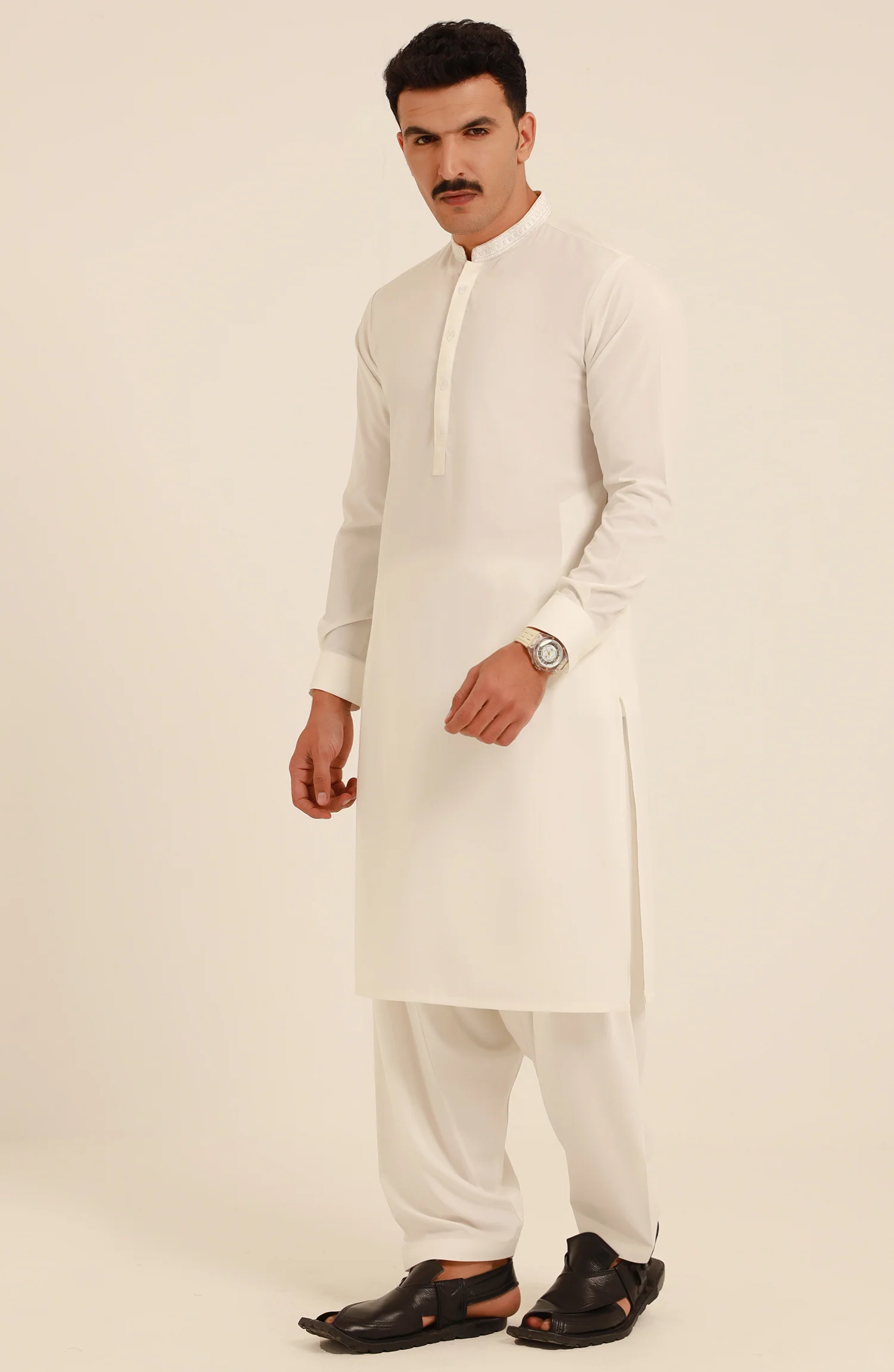MEN KAMEEZ SHALWAR OFF WHITE - Image 2