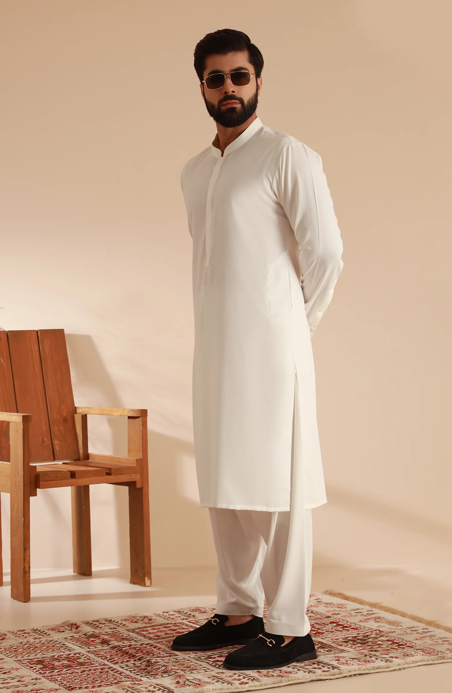 MEN KAMEEZ SHALWAR OFF WHITE