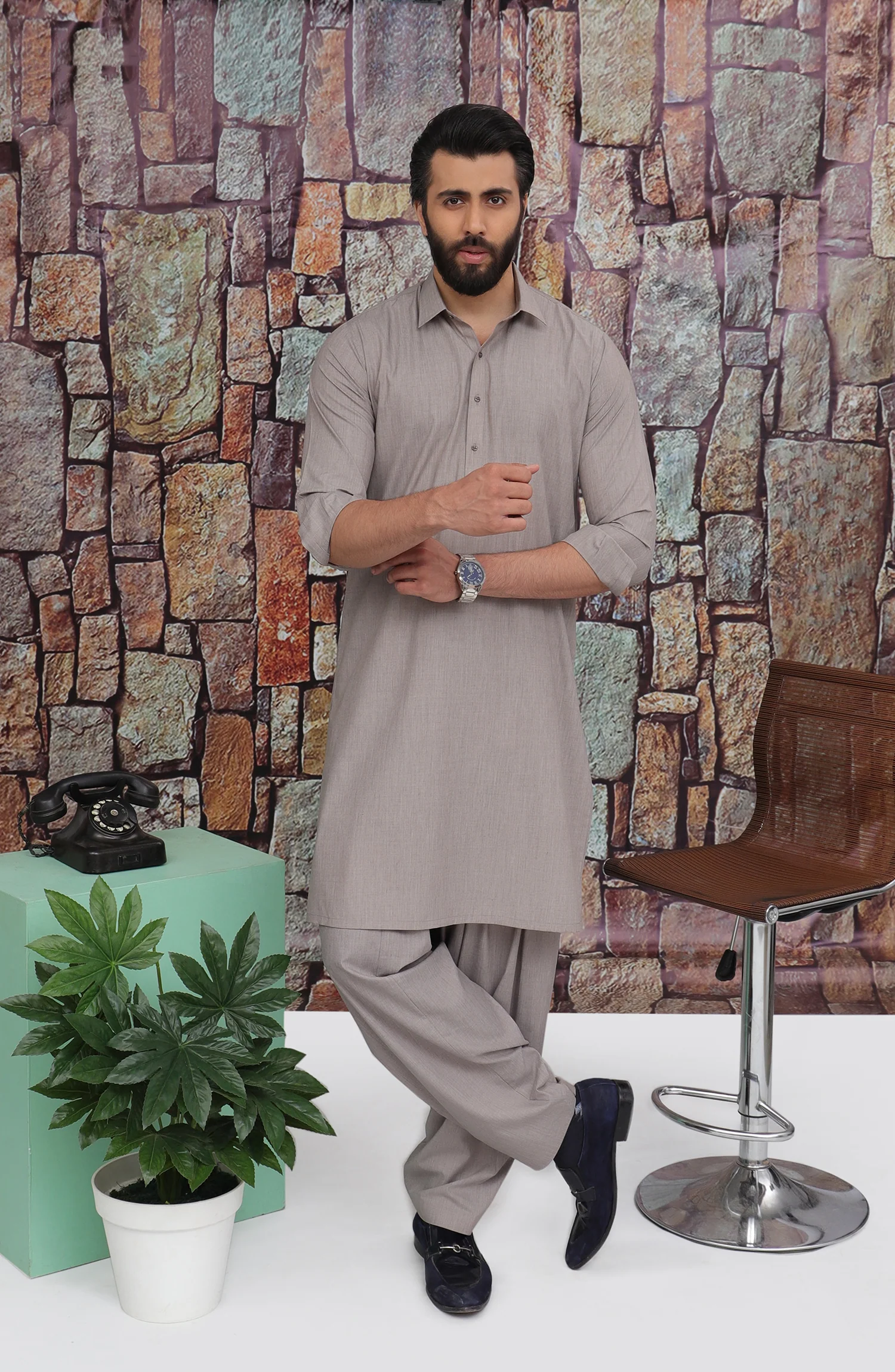 MEN KAMEEZ SHALWAR PLAIN