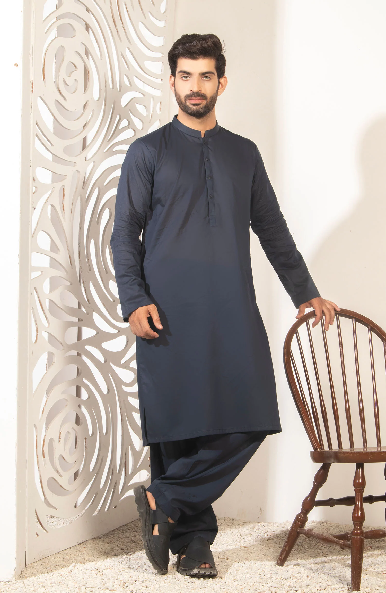 MEN KAMEEZ SHALWAR PLAIN NAVY BLUE
