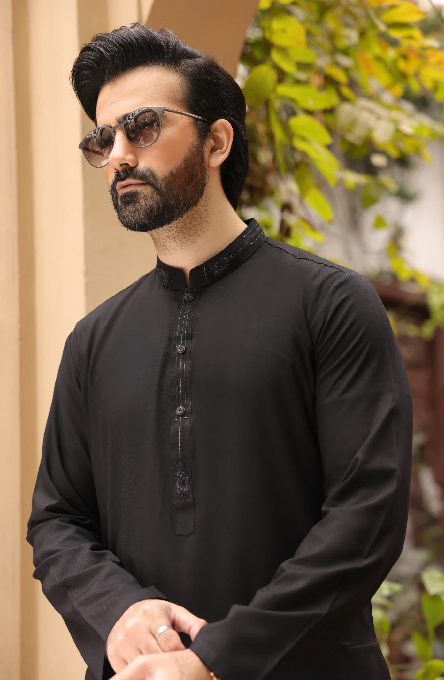 MEN KAMEEZ SHALWAR SEMI FORMAL BLACK - Image 4