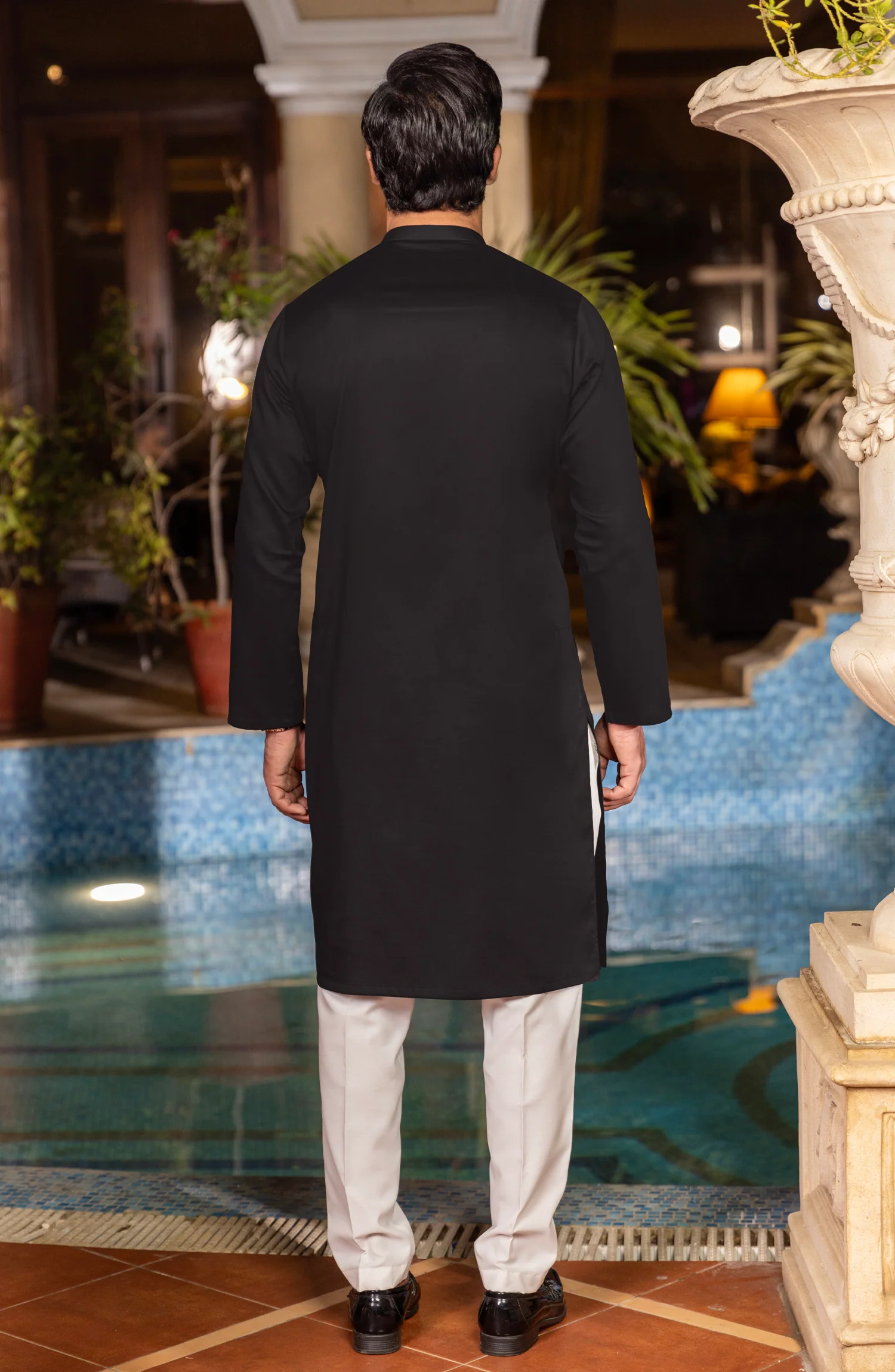 MEN KURTA BLACK - Image 4