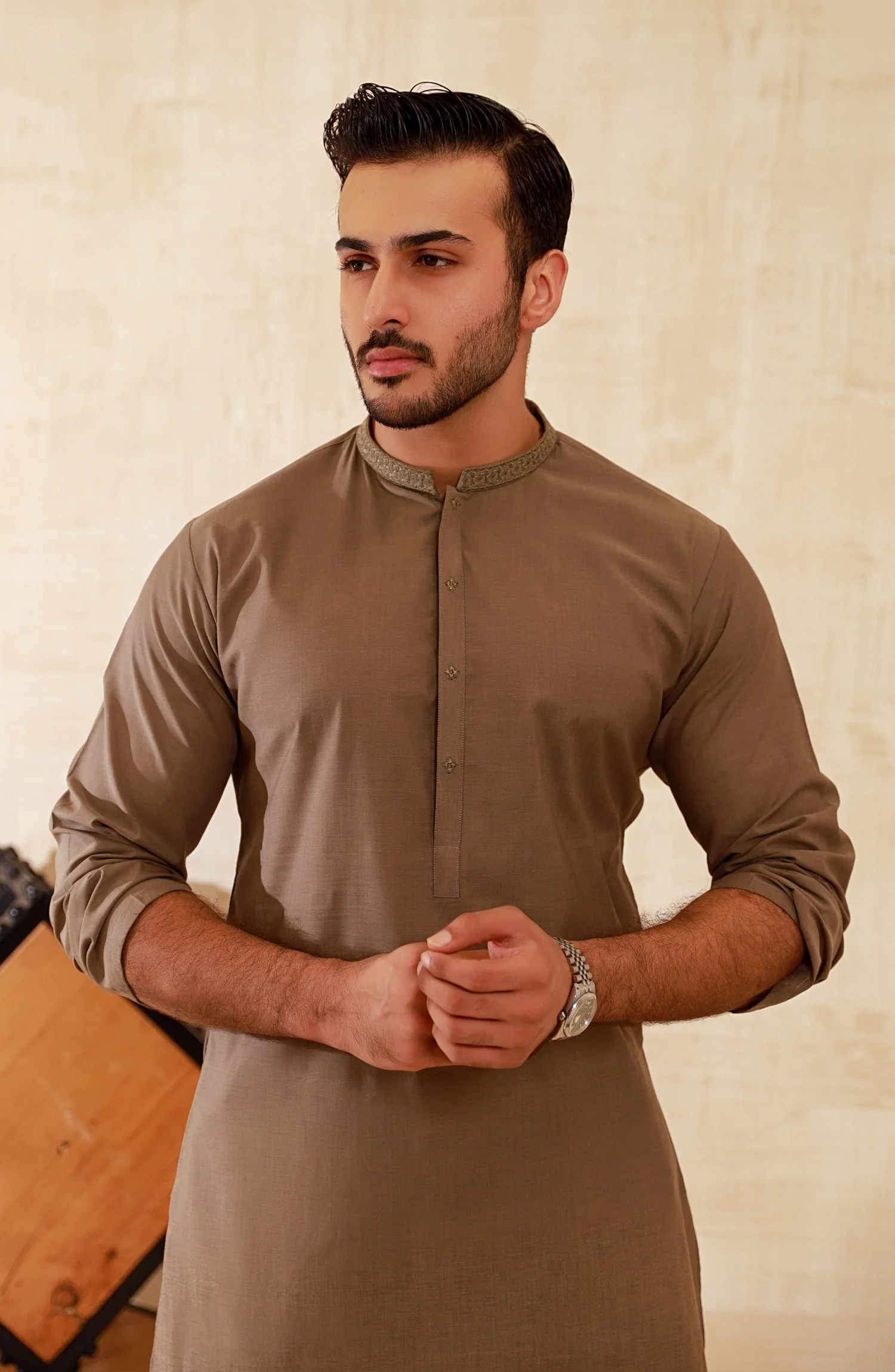 MEN KURTA LIGHT BROWN - Image 3