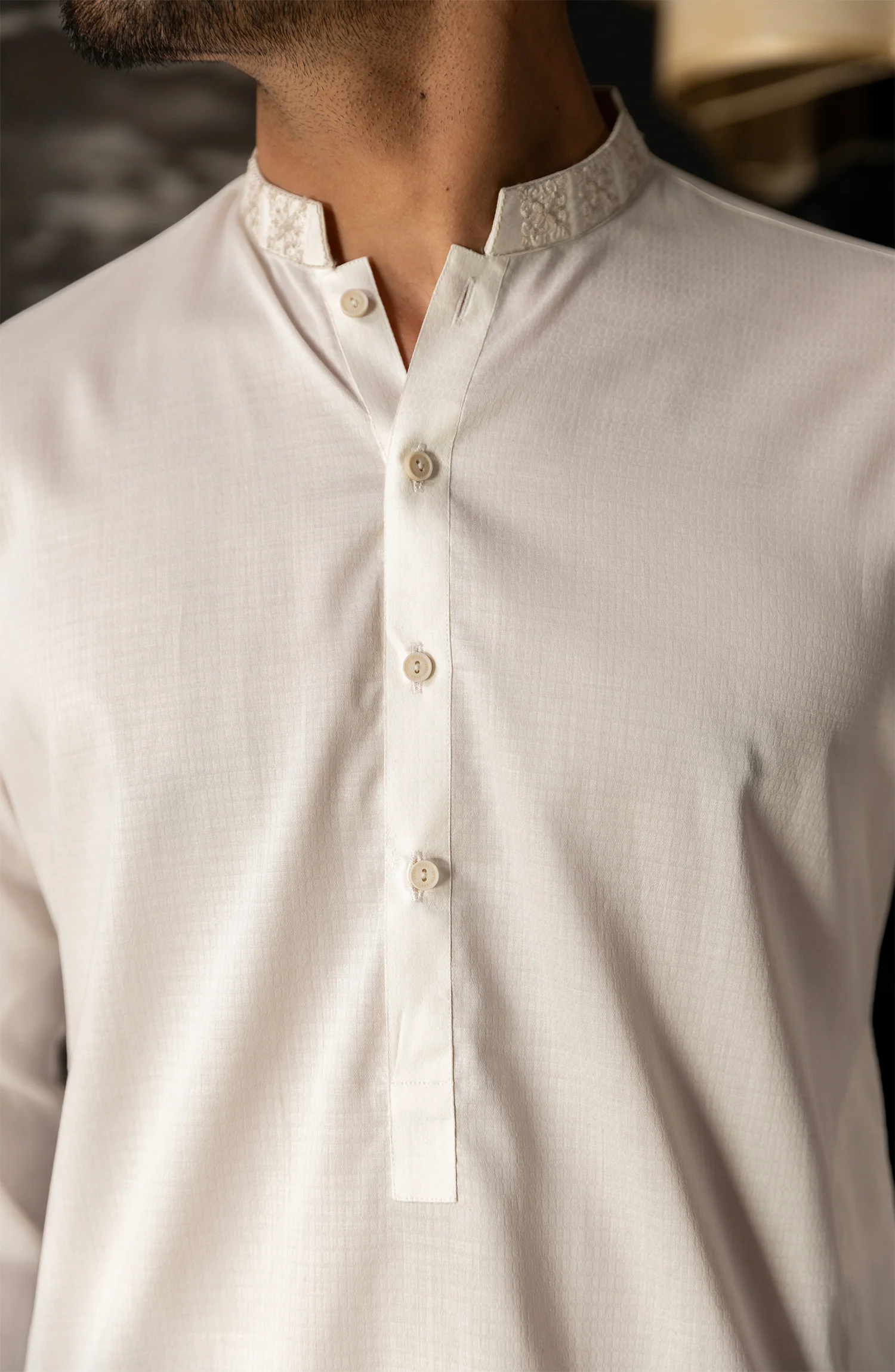 MEN KURTA OFF WHITE - Image 4