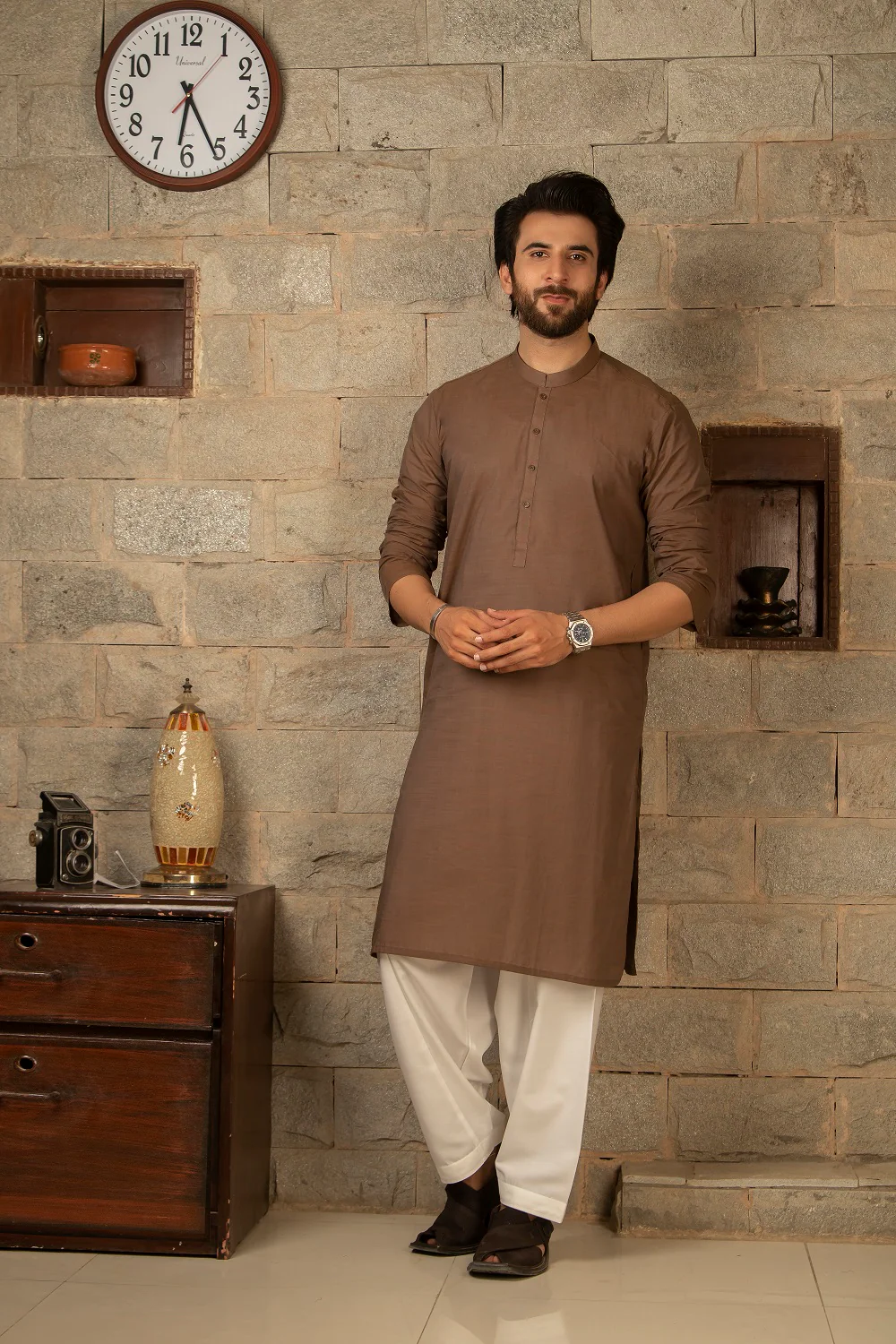 MEN KURTA PLAIN BROWN
