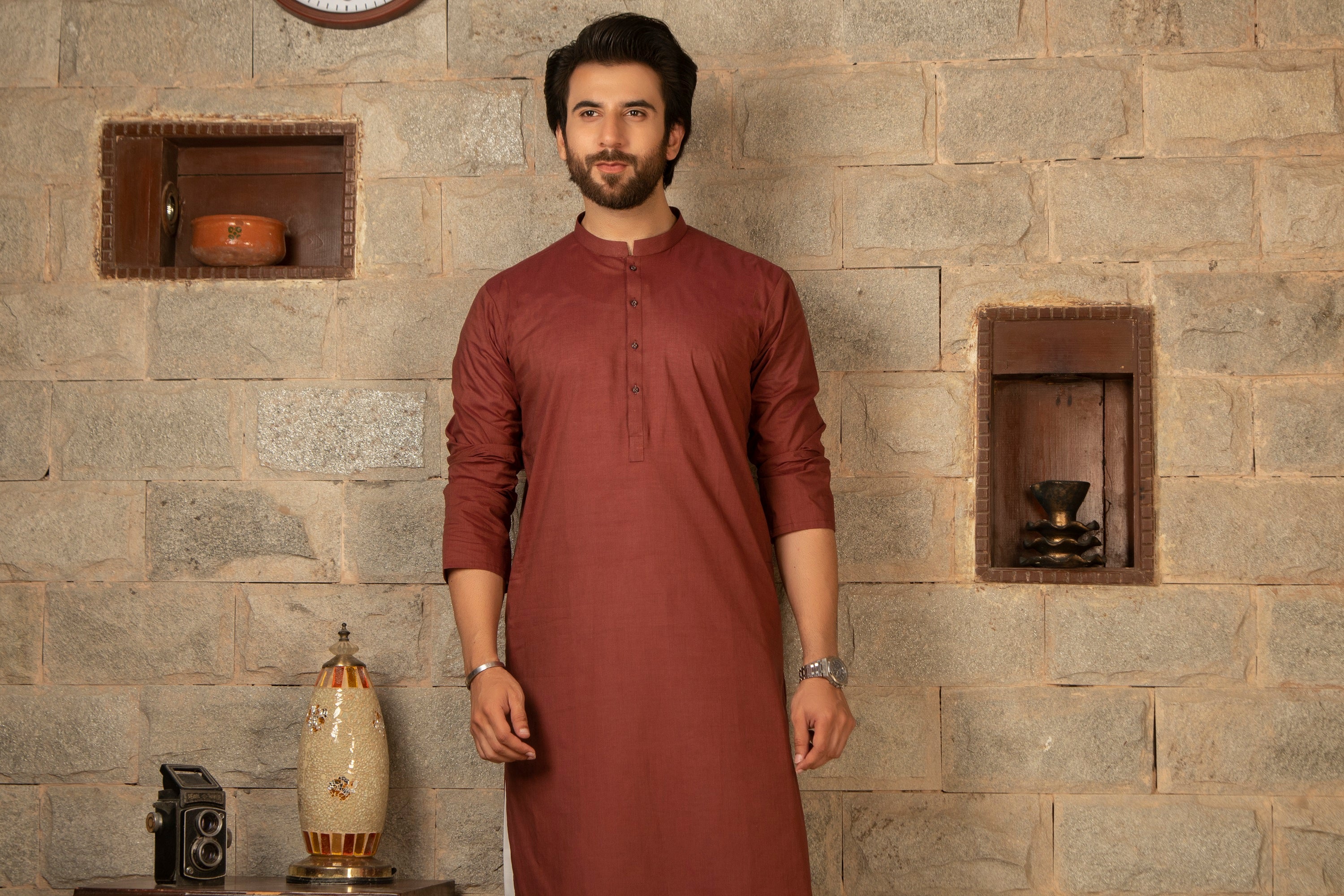 MEN KURTA PLAIN BROWN - Image 2