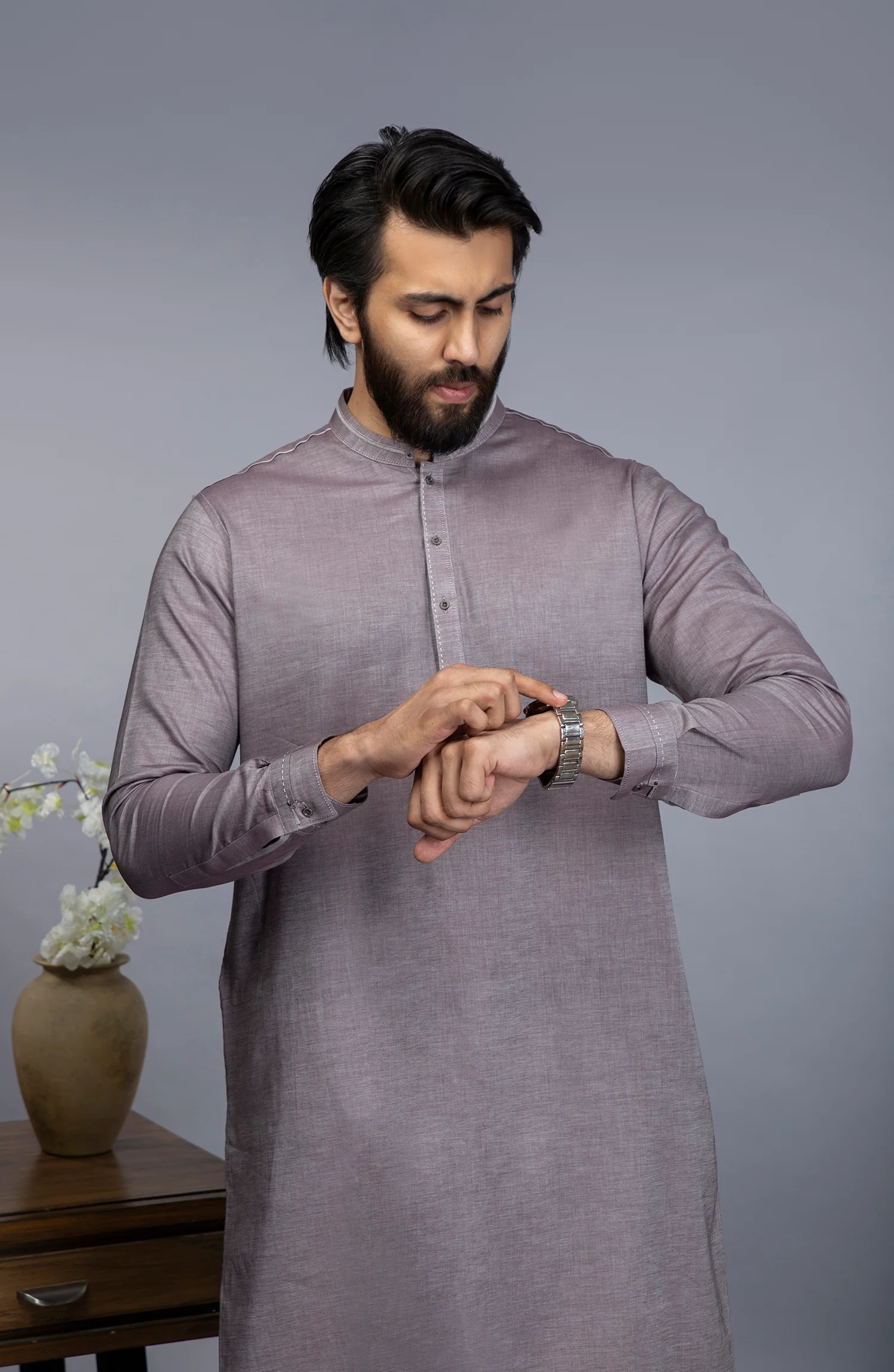 MEN KURTA SEMI FORMAL LIGHT BROWN - Image 3