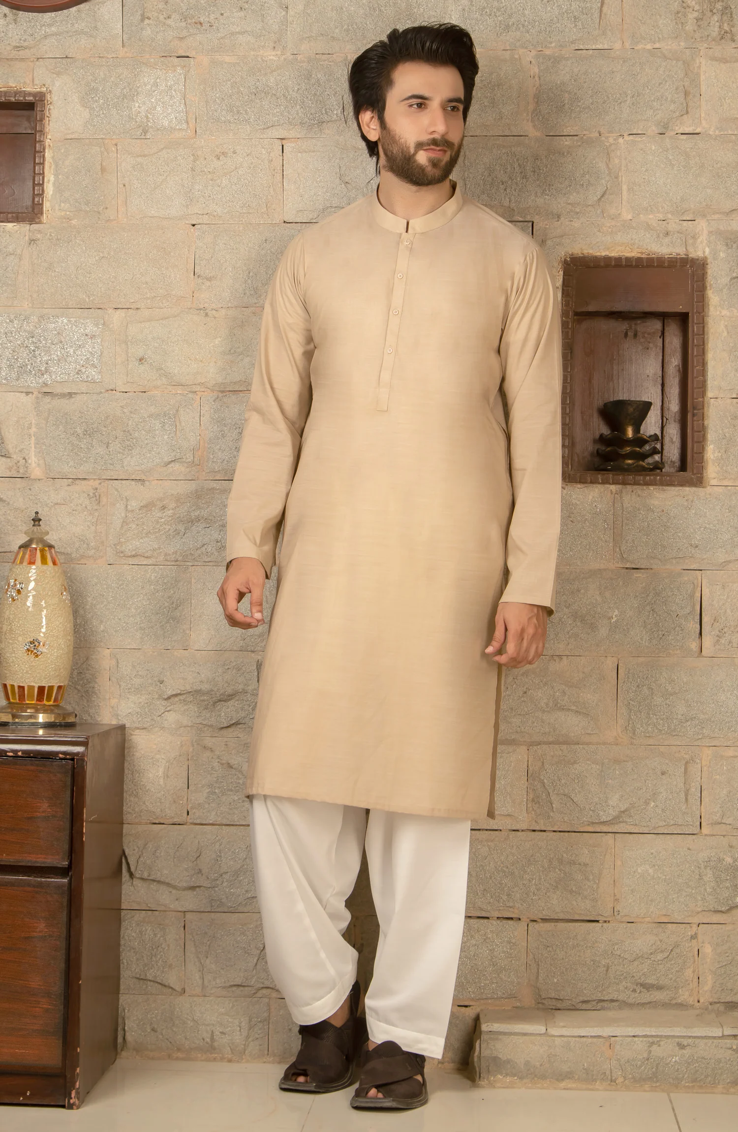 MEN KURTA PLAIN FAWN