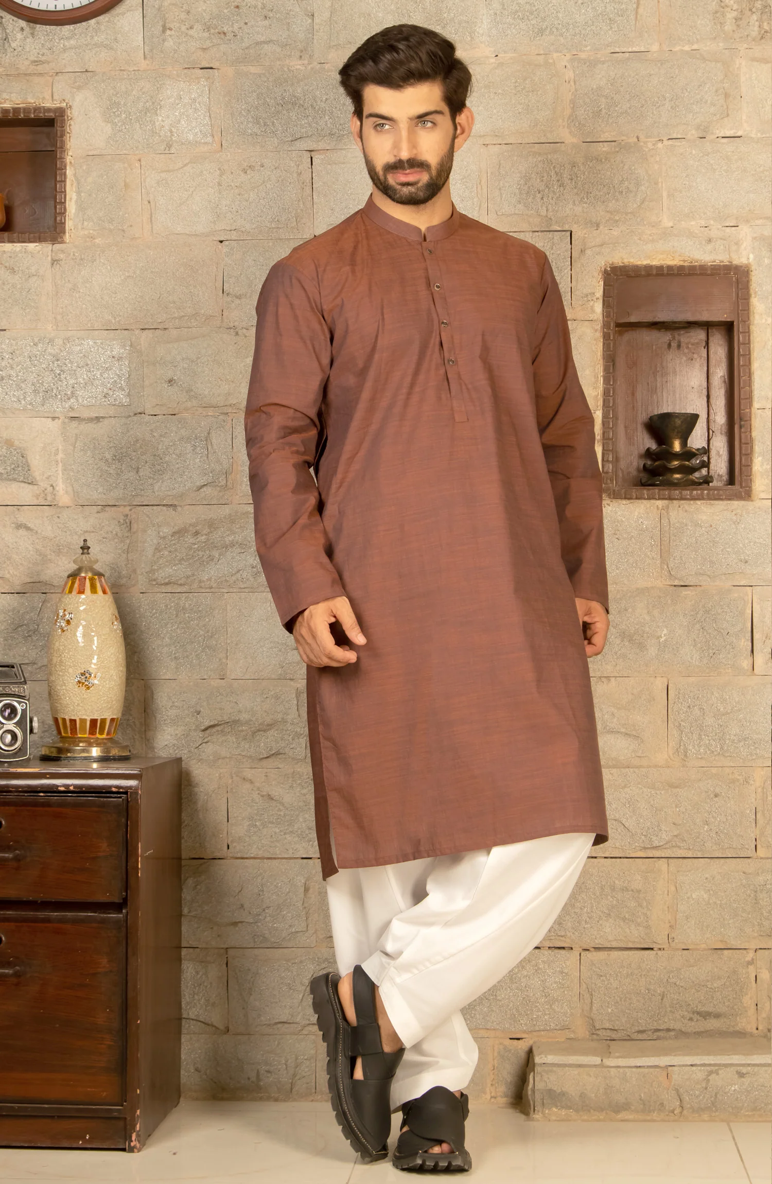 MEN KURTA PLAIN BROWN