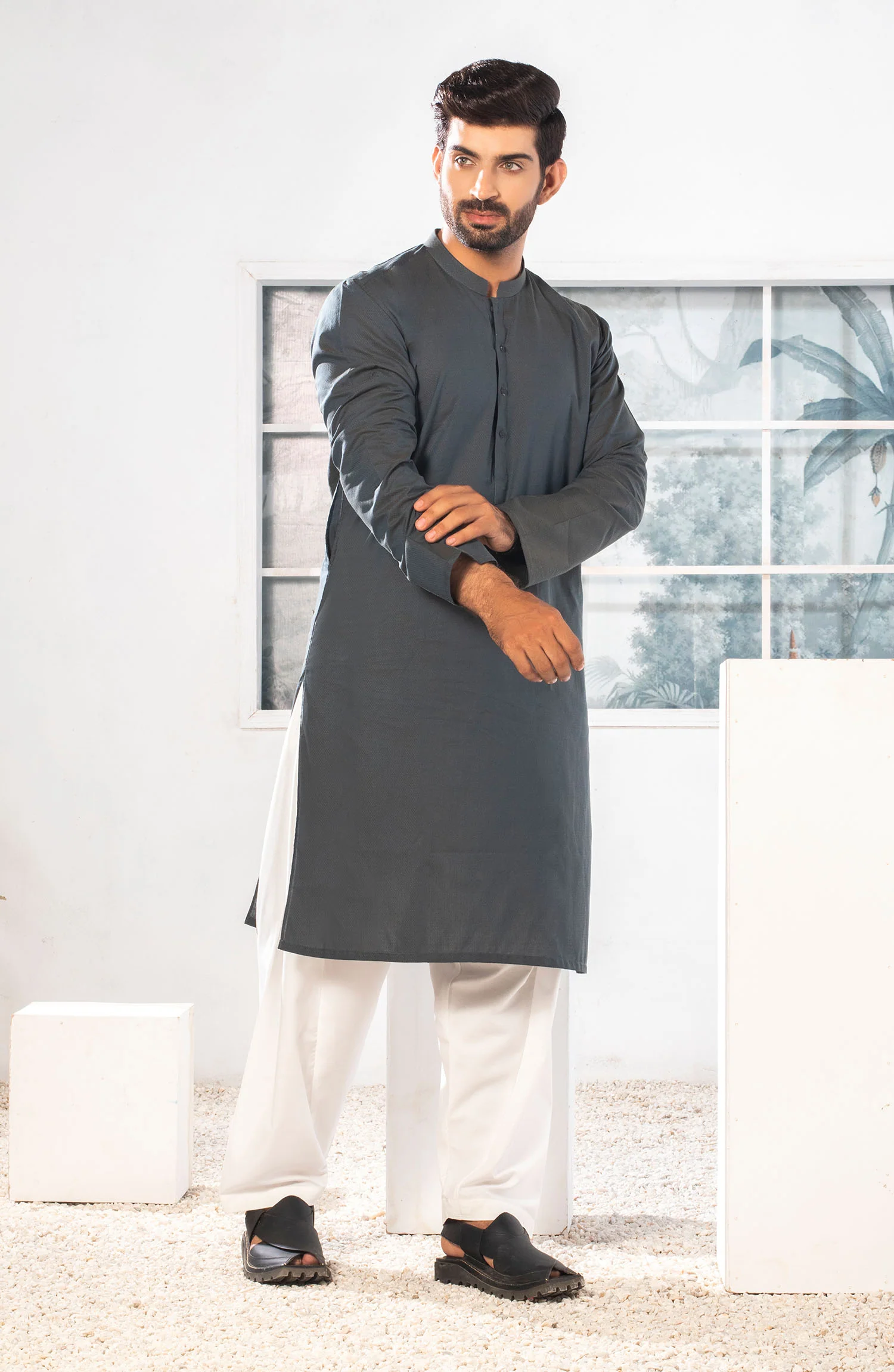 MEN KURTA PLAIN DARK GREEN - Image 3
