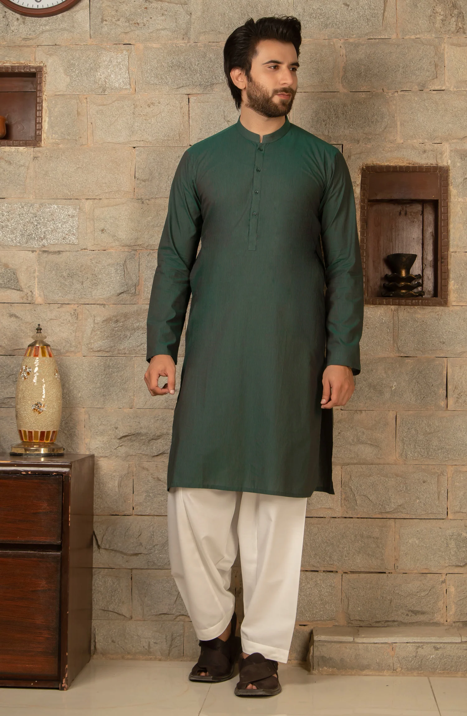 MEN KURTA PLAIN GREEN - Image 3