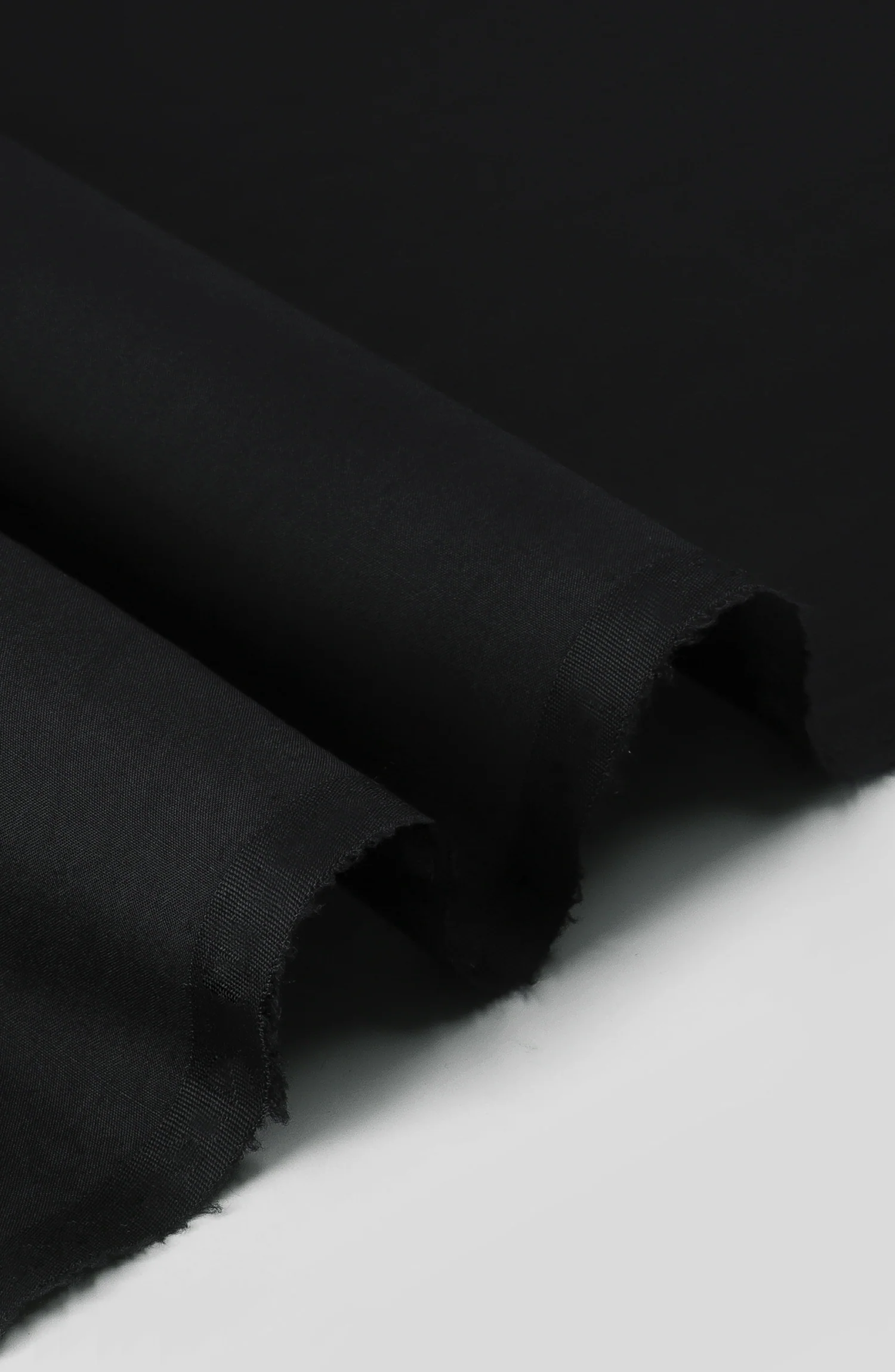 MTJ BLACK BLENDED UNSTITCHED