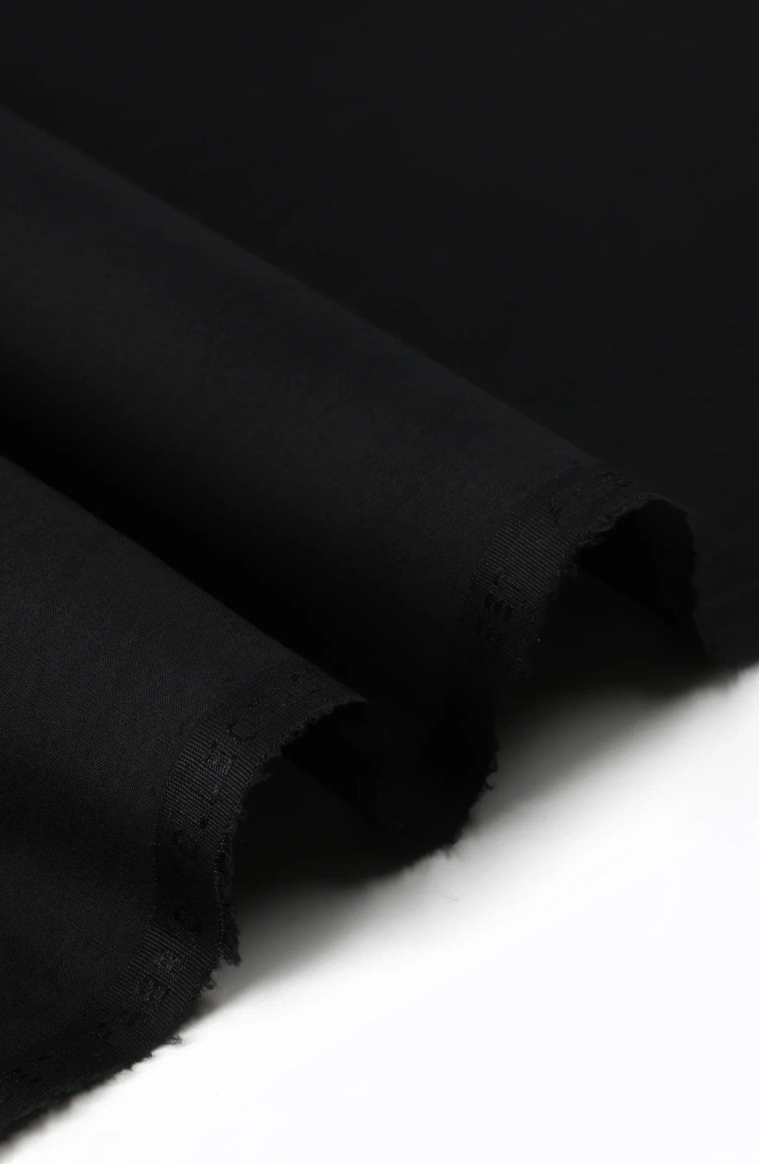 MTJ BLACK BLENDED UNSTITCHED - Image 2