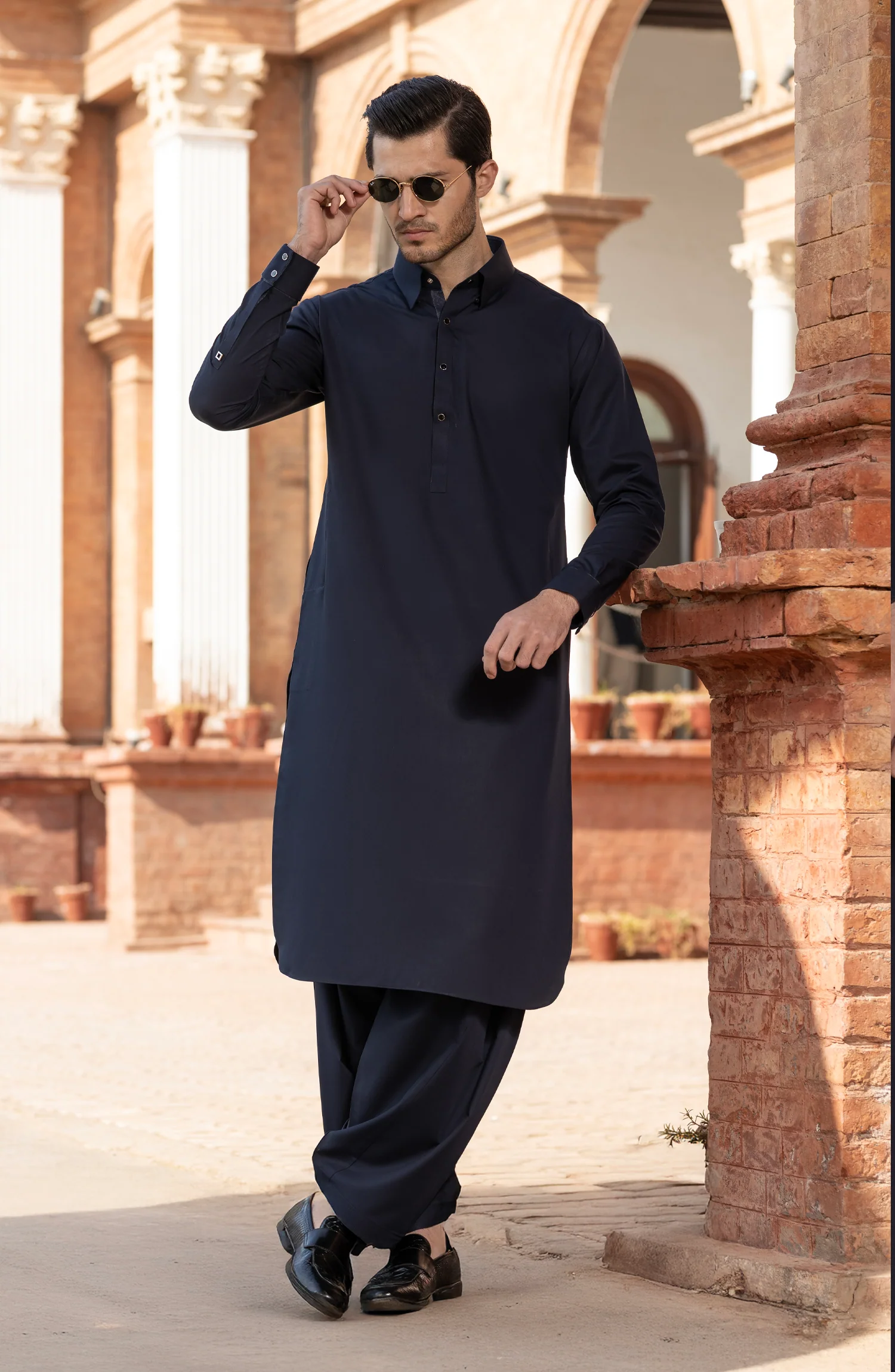 NAVY BLENDED KAMEEZ SHALWAR - Image 5