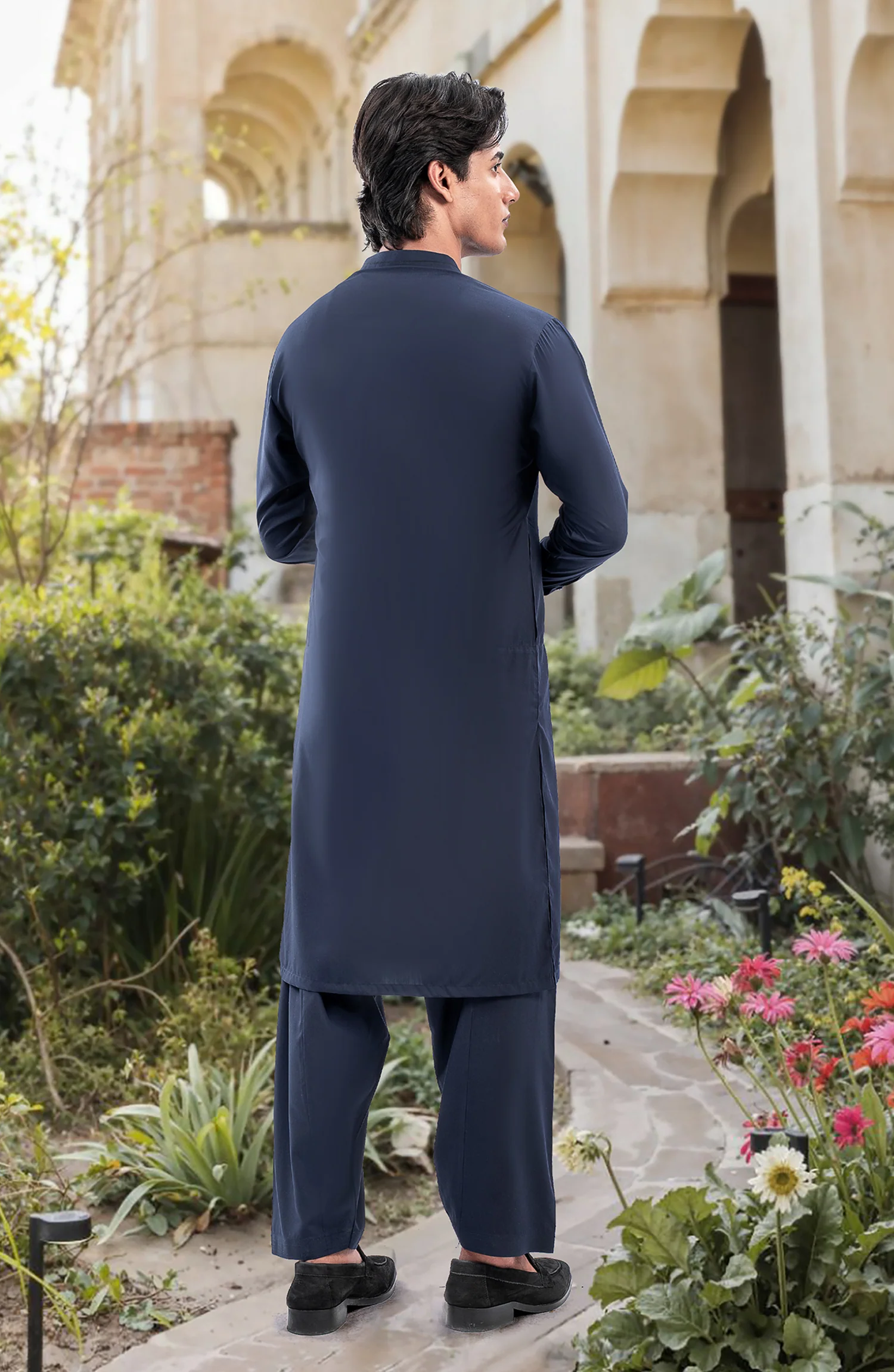 NAVY BLENDED KAMEEZ SHALWAR - Image 6