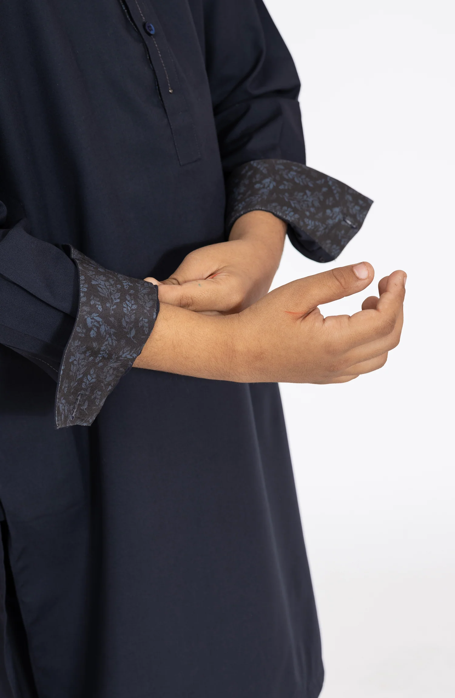 NAVY BLENDED KURTA PYJAMA - Image 2