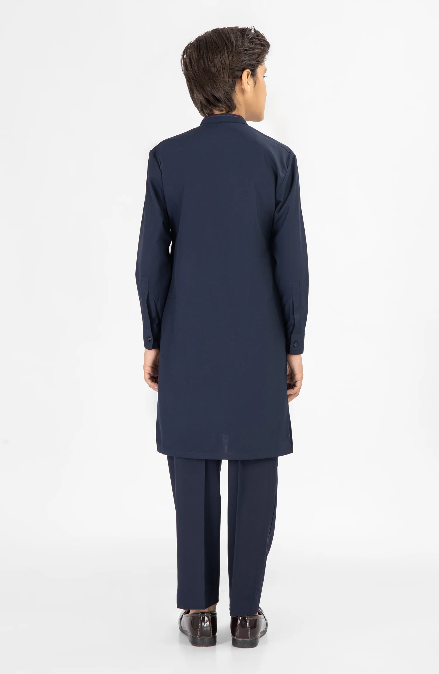 NAVY EMBROIDERED KURTA PAJAMA - Image 4