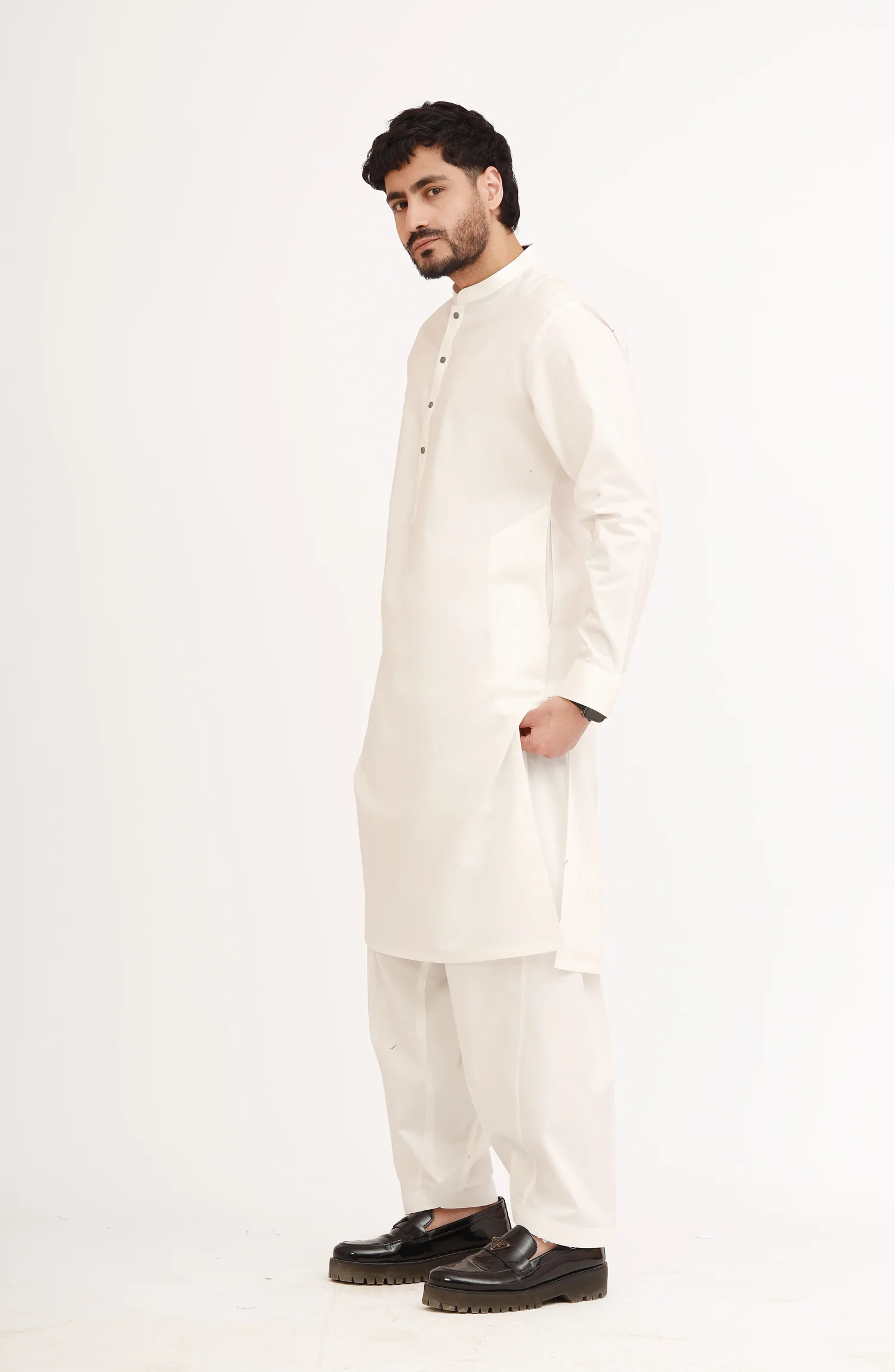OFF-WHITE 100% COTTON KAMEEZ SHALWAR - Image 9