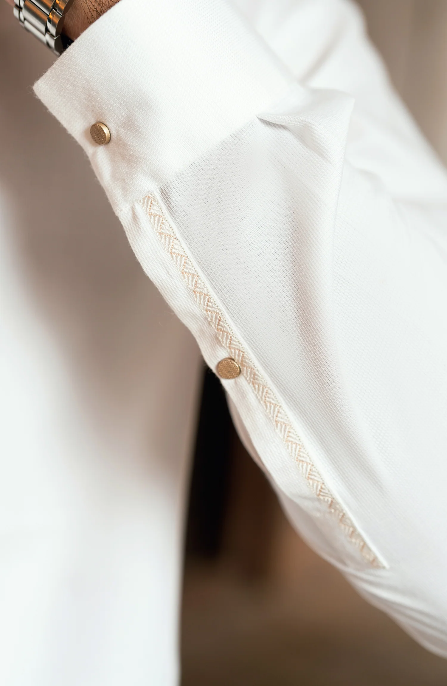 OFF WHITE BLENDED EMBROIDERED KAMEEZ SHALWAR - Image 4