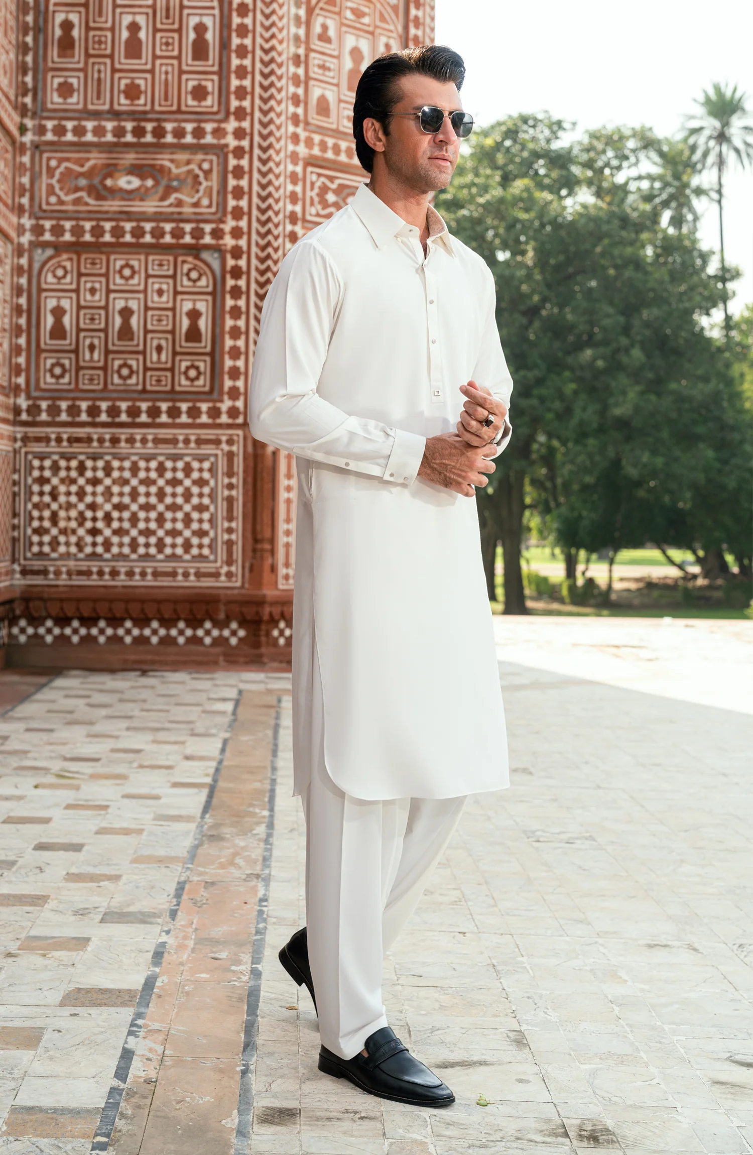 OFF-WHITE BLENDED KAMEEZ SHALWAR - Image 10