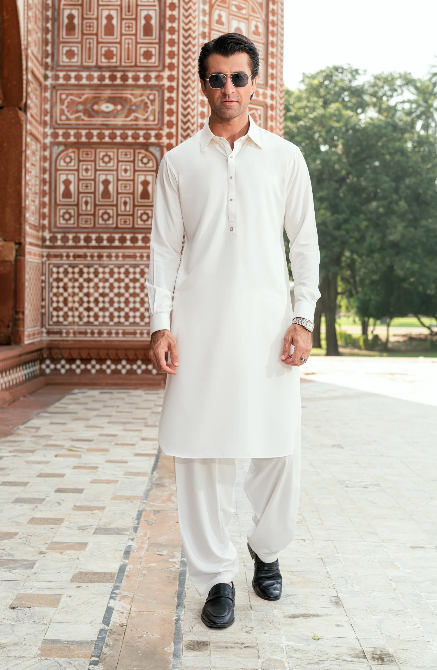 OFF-WHITE BLENDED KAMEEZ SHALWAR - Image 9