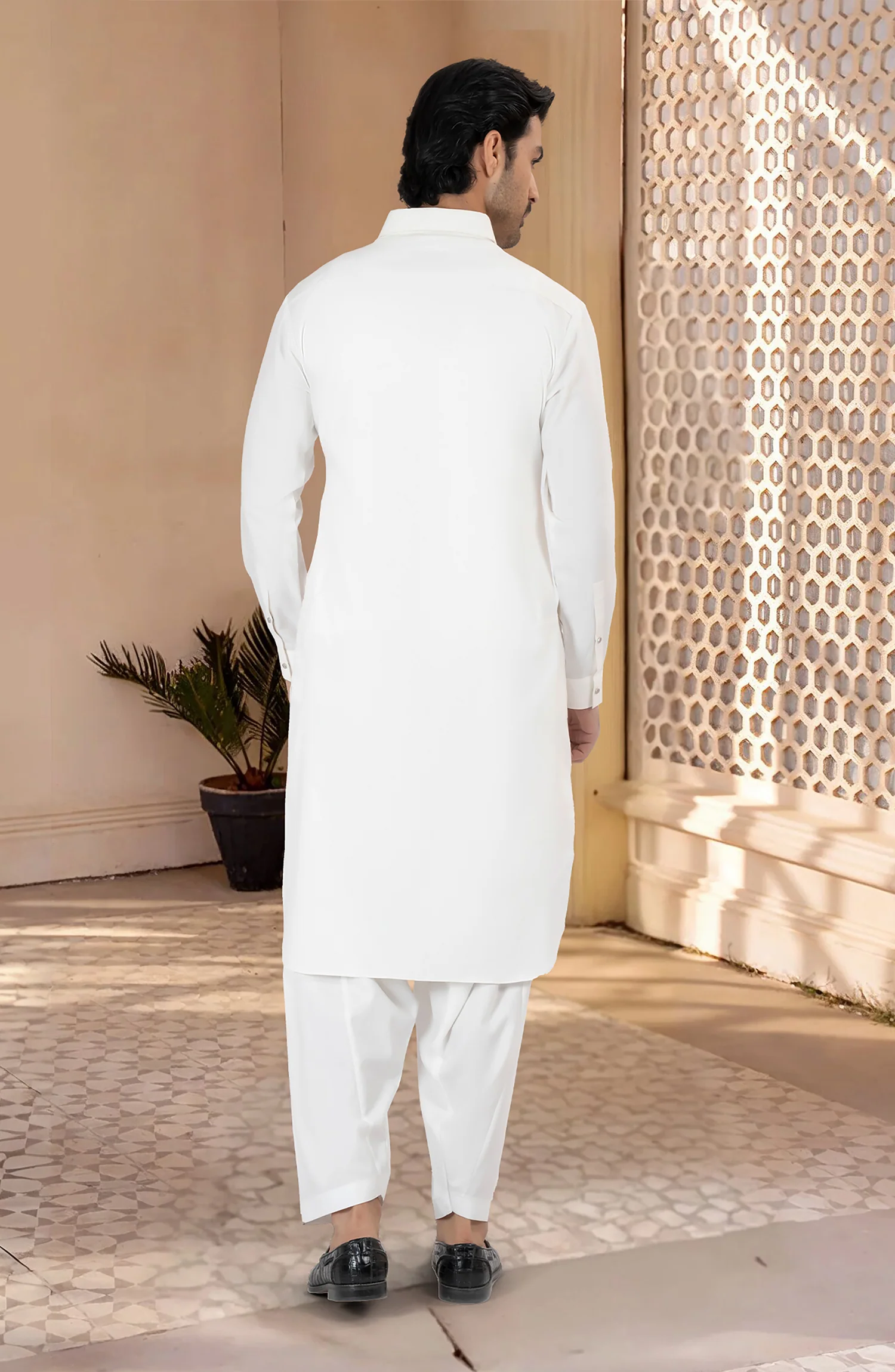 OFF-WHITE BLENDED KAMEEZ SHALWAR - Image 6