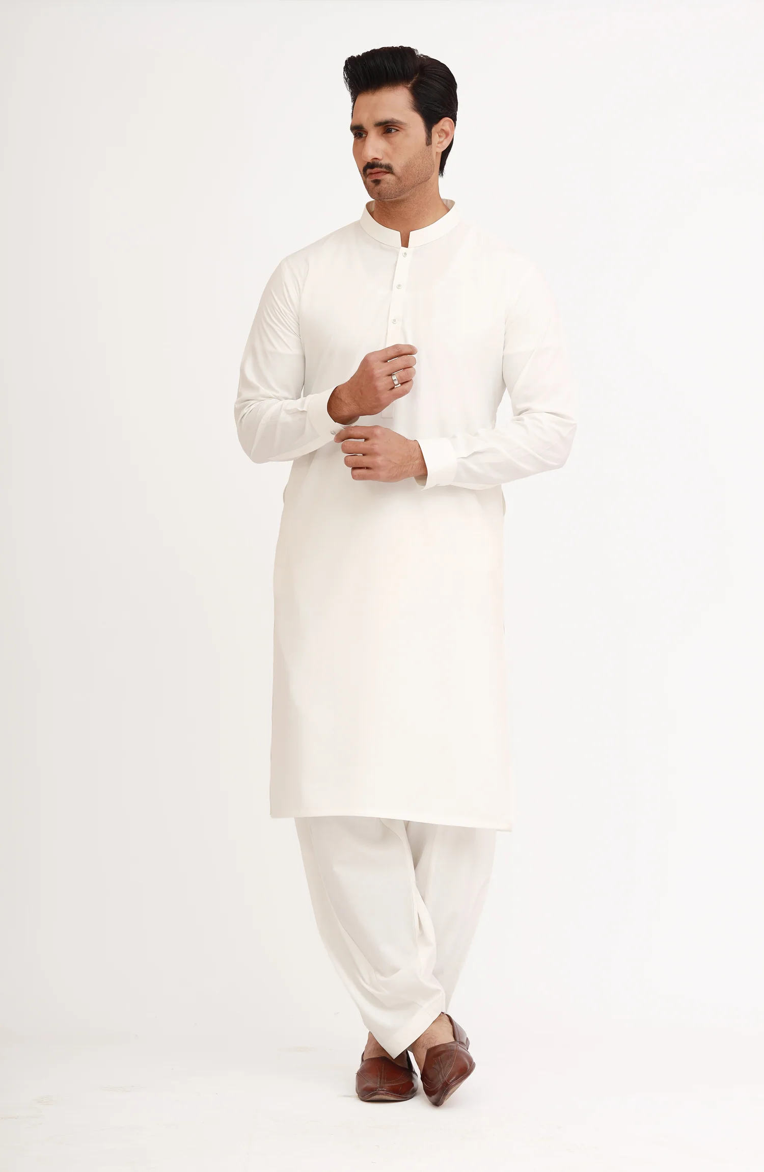 OFF WHITE BLENDED KAMEEZ SHALWAR - Image 12
