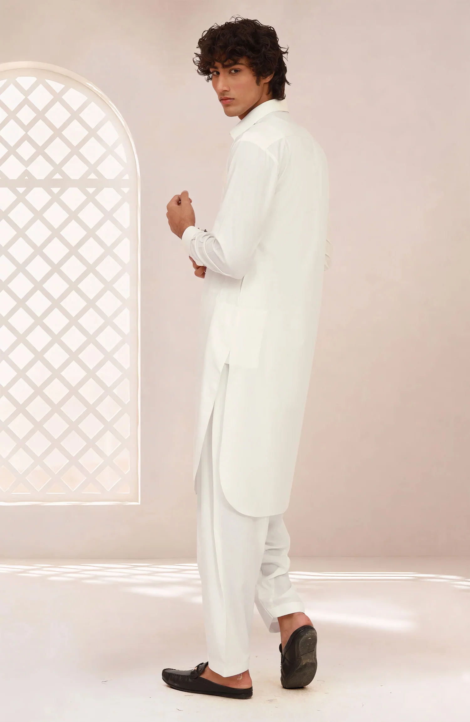 OFF-WHITE BLENDED KAMEEZ SHALWAR - Image 7