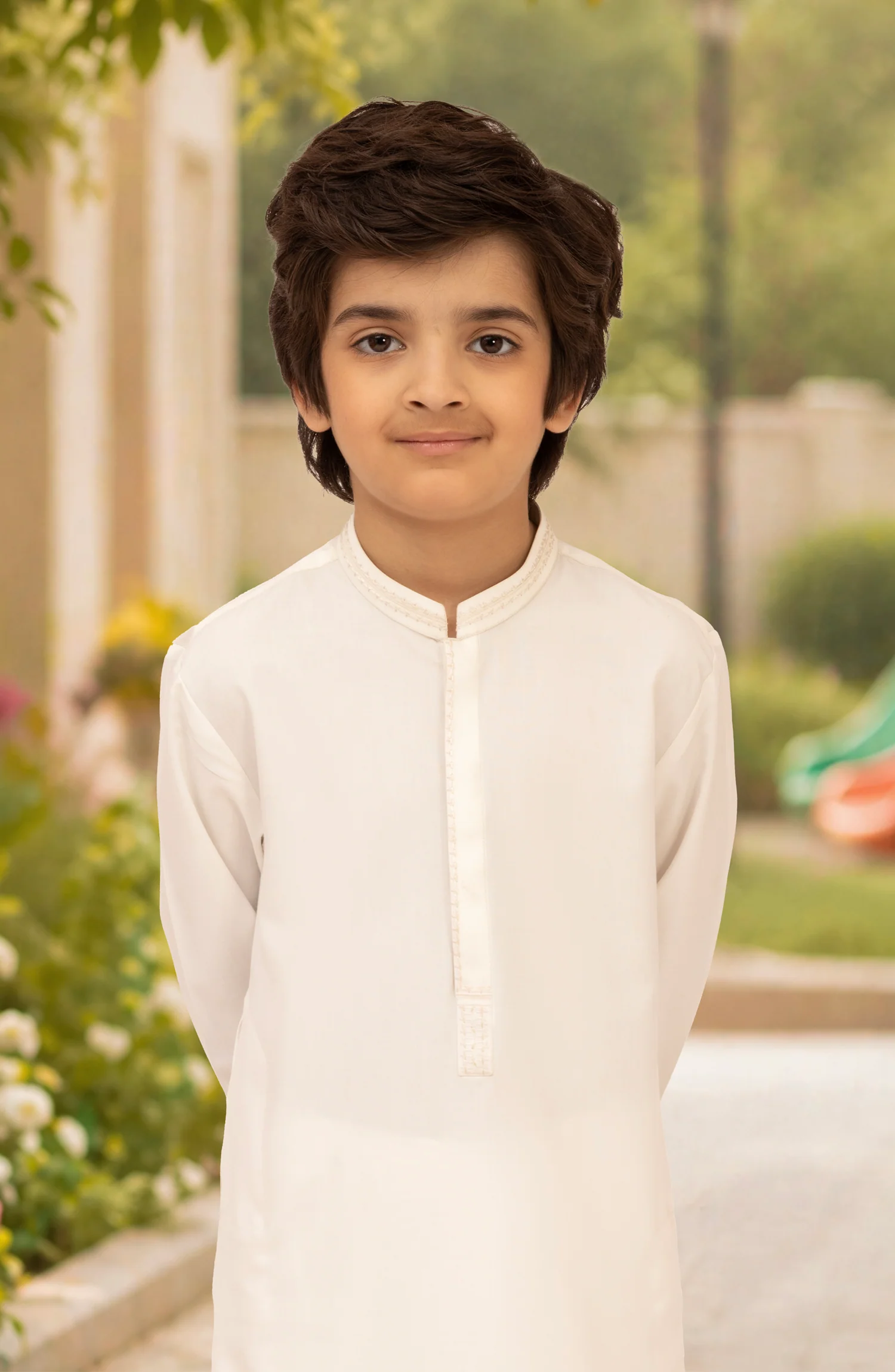 OFF-WHITE EMBROIDERED BLENDED KAMEEZ SHALWAR - Image 2