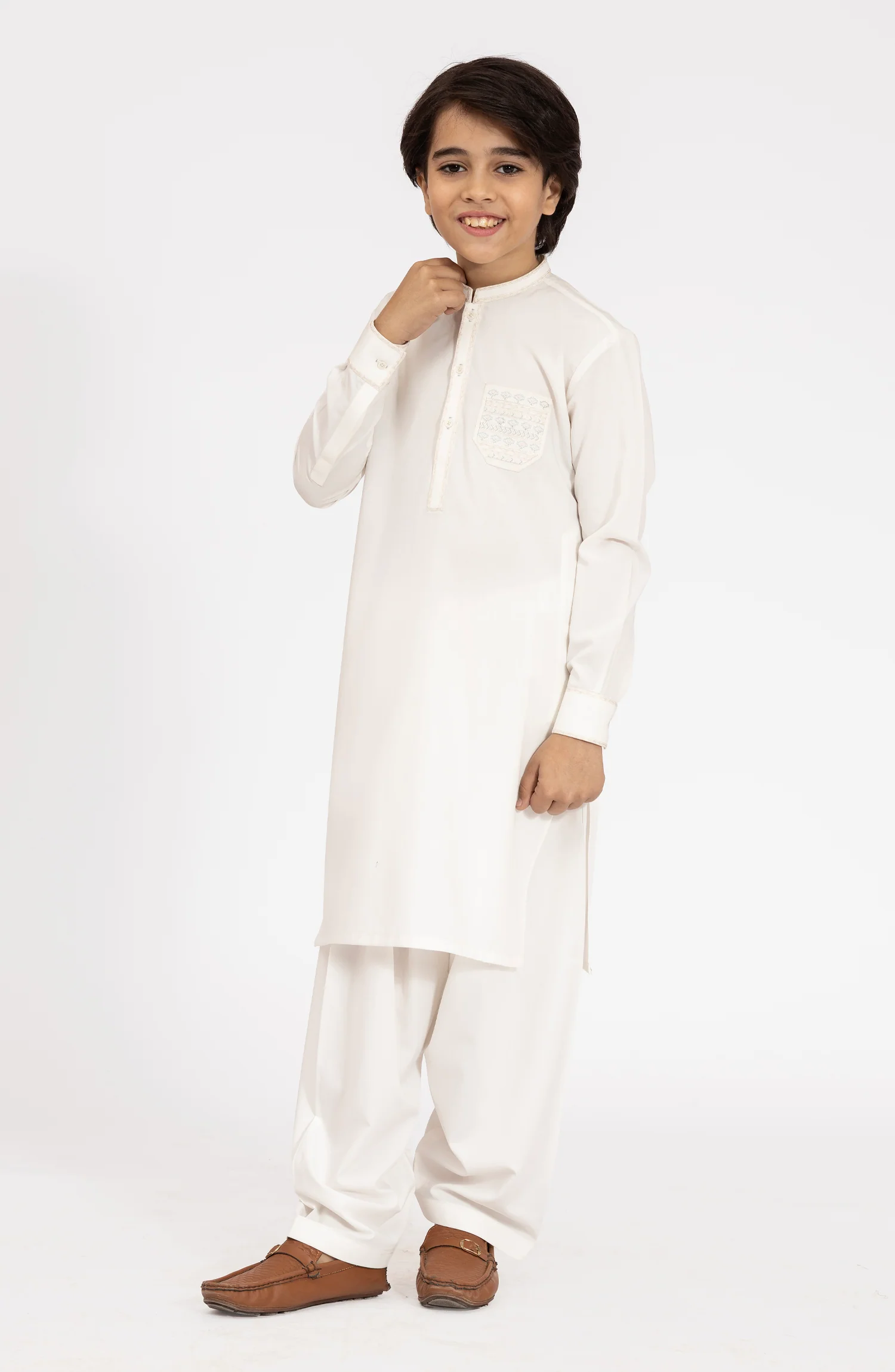 OFF WHITE EMBROIDERED BLENDED KAMEEZ SHALWAR - Image 7