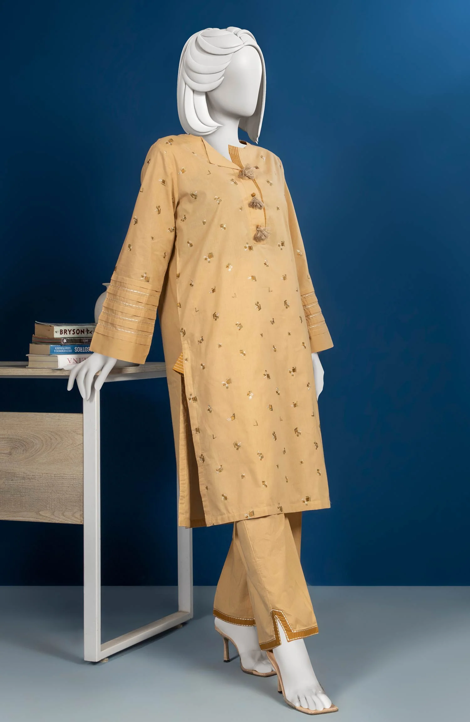 PRE WINTER'23 WOMEN STITCHED 2PC SUIT - Image 2