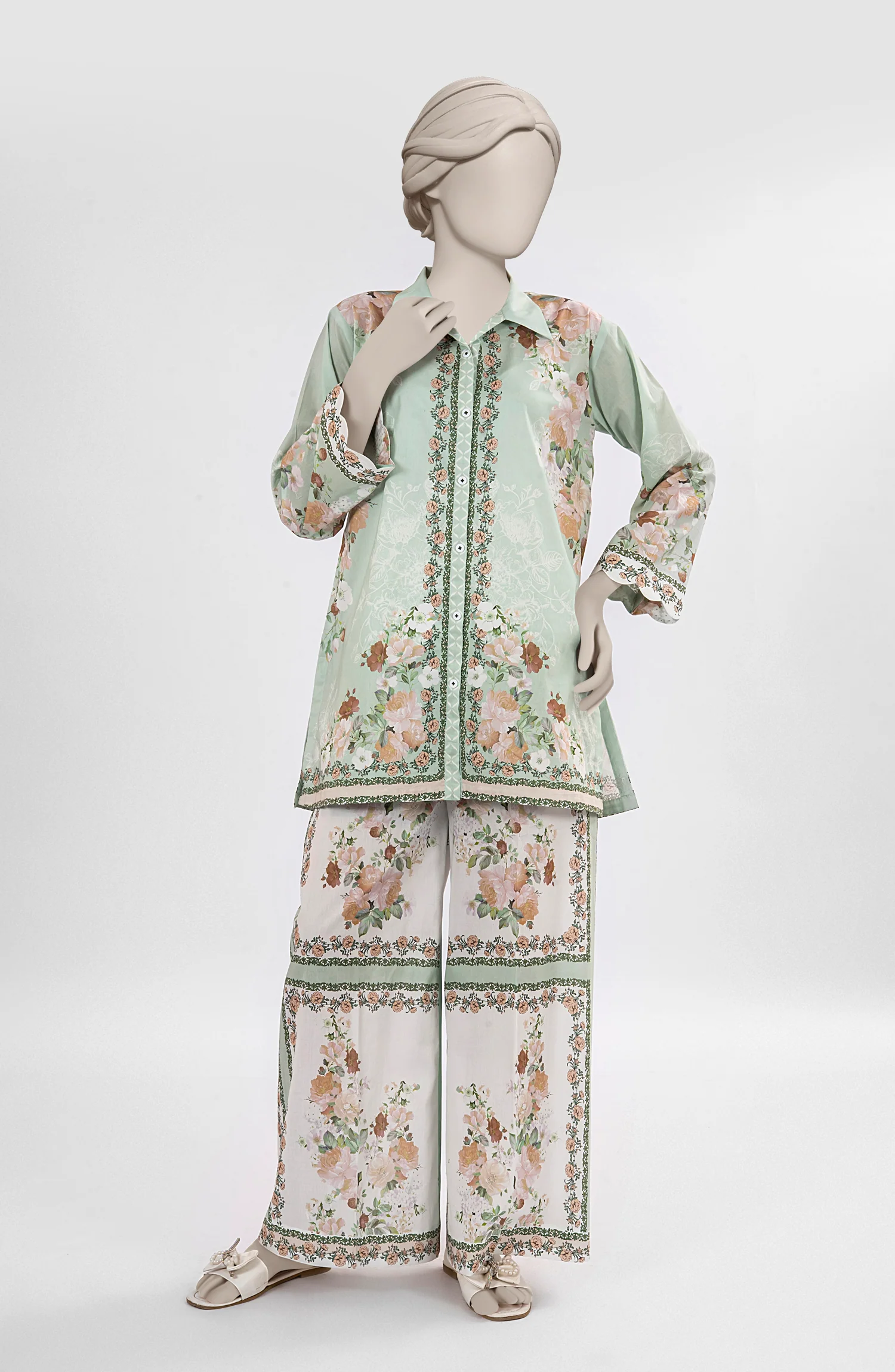 PRINTED CAMBRIC STITCHED 2 PIECE - Image 6