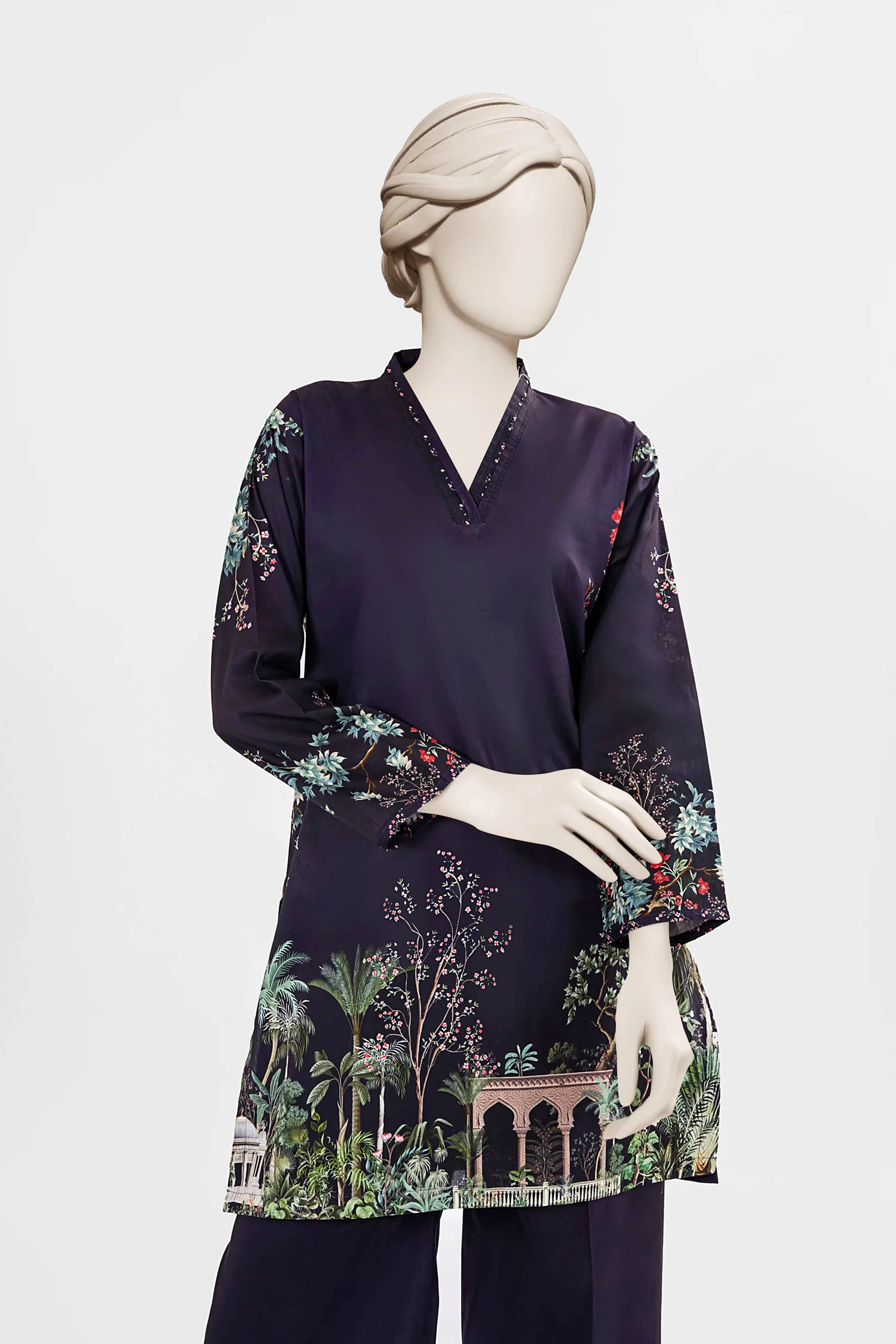 PRINTED CAMBRIC STITCHED 2 PIECE - Image 2
