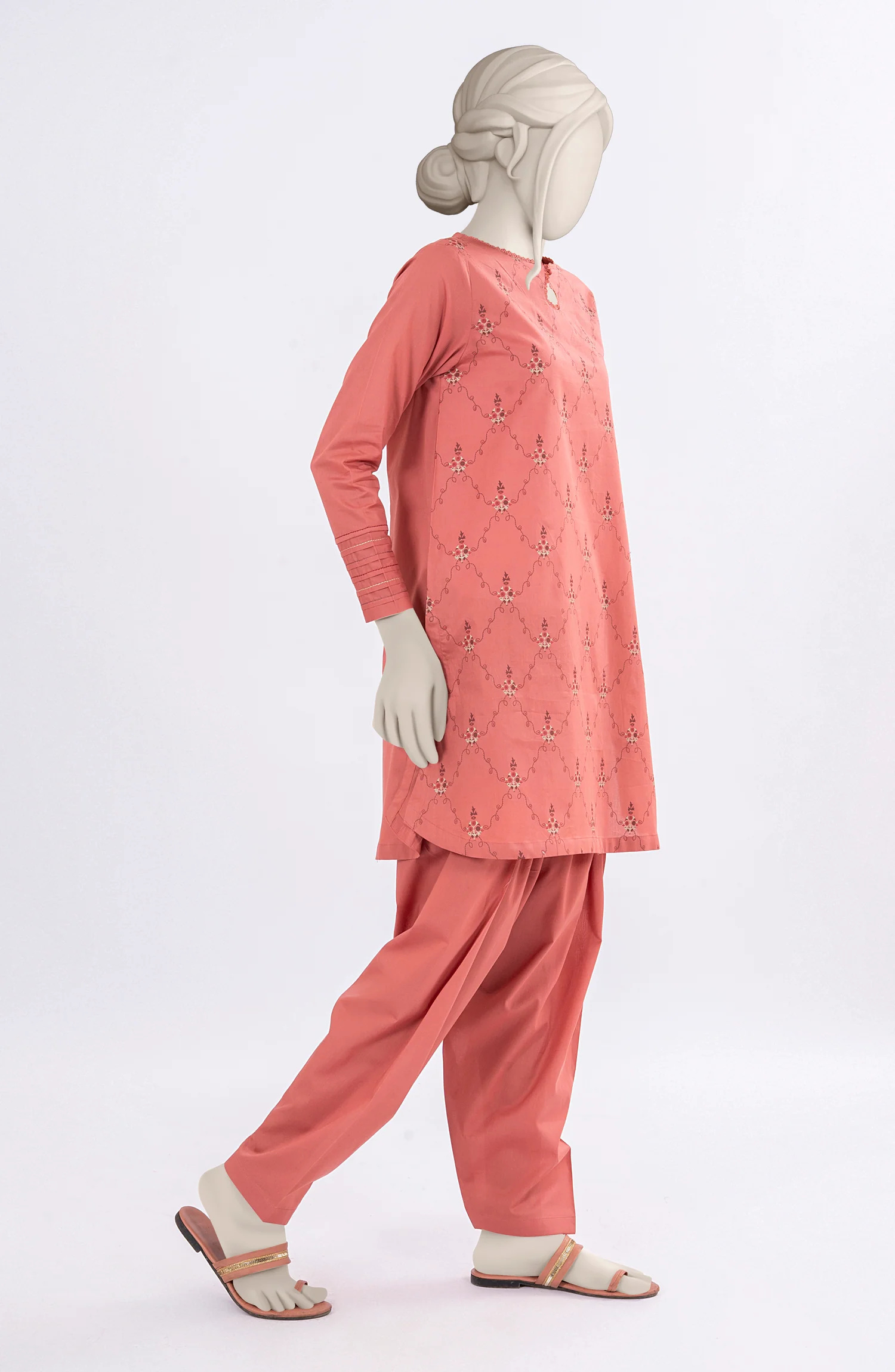 PRINTED CAMBRIC STITCHED 2 PIECE - Image 4