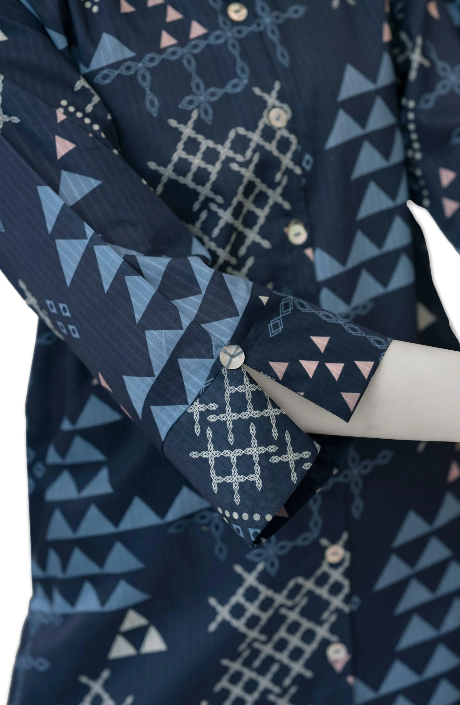 PRINTED CAMBRIC STITCHED 2 PIECE - Image 4