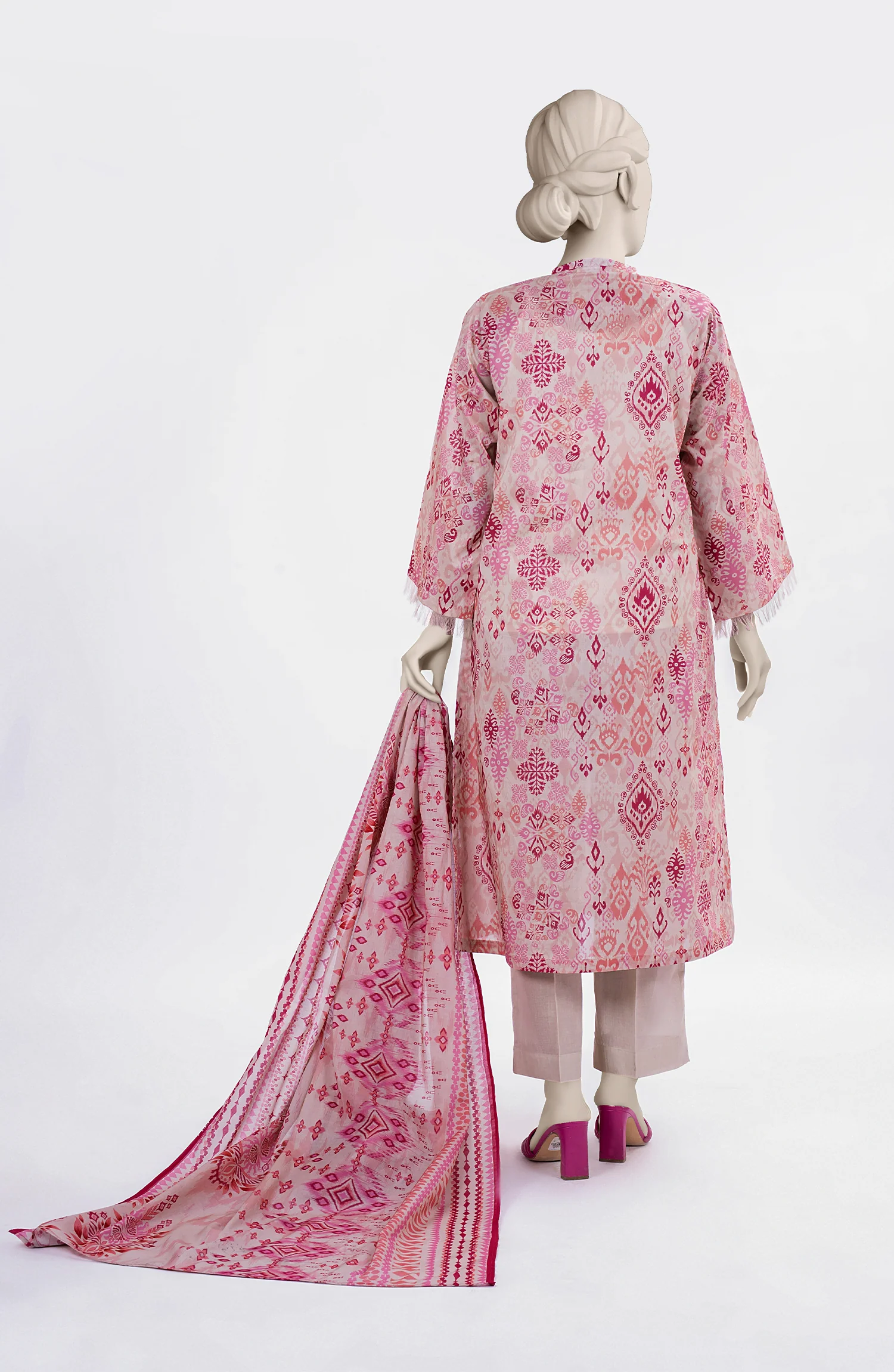 PRINTED LAWN 3PCS UNSTITCHED - Image 4