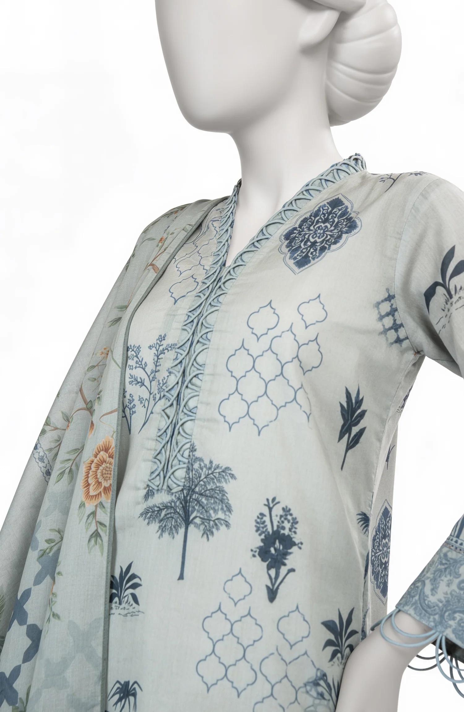 PRINTED LAWN 3PCS UNSTITCHED - Image 4