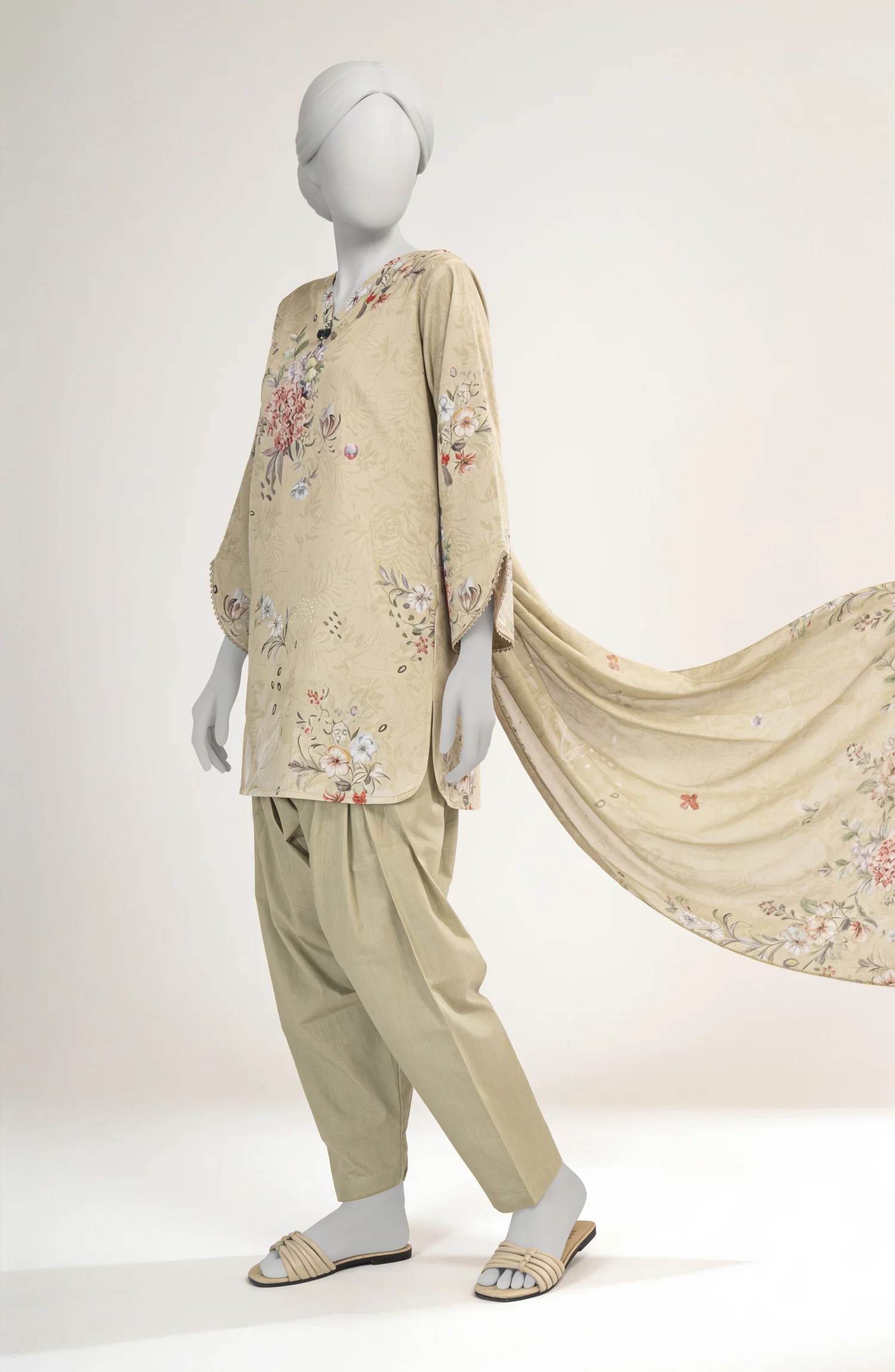 PRINTED LAWN 3PCS UNSTITCHED - Image 4