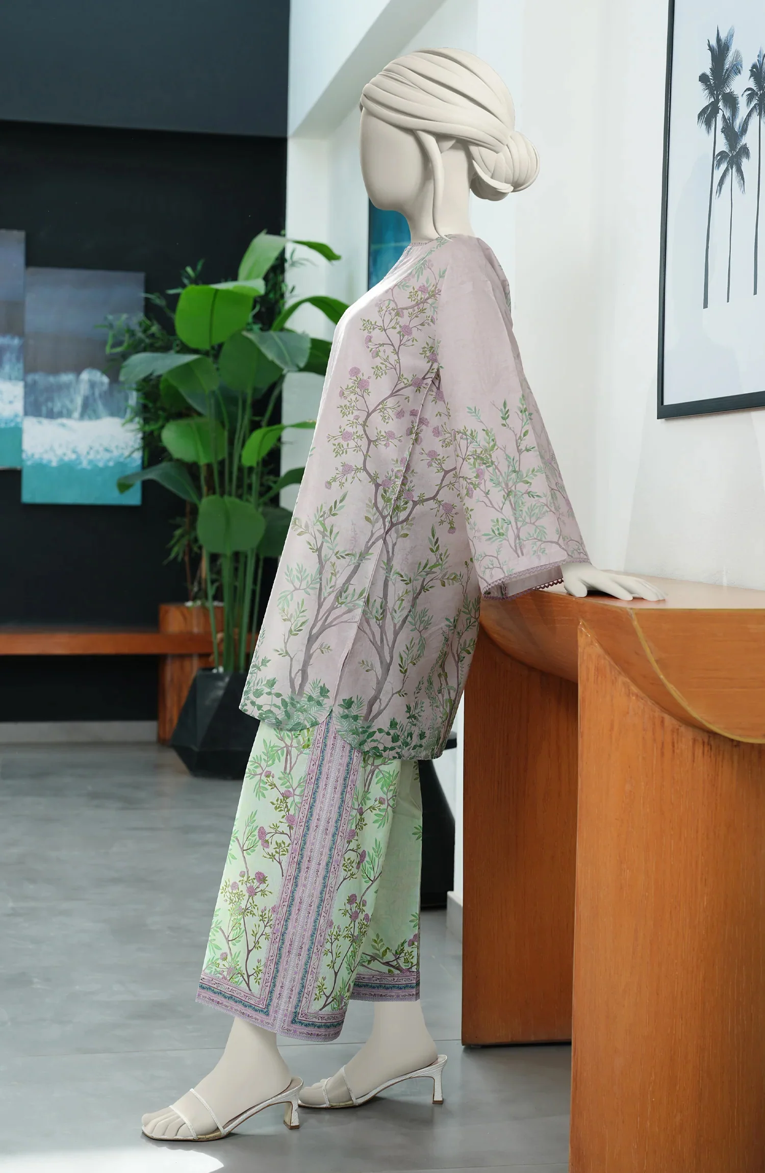 PRINTED LAWN STITCHED 2 PIECE - Image 4